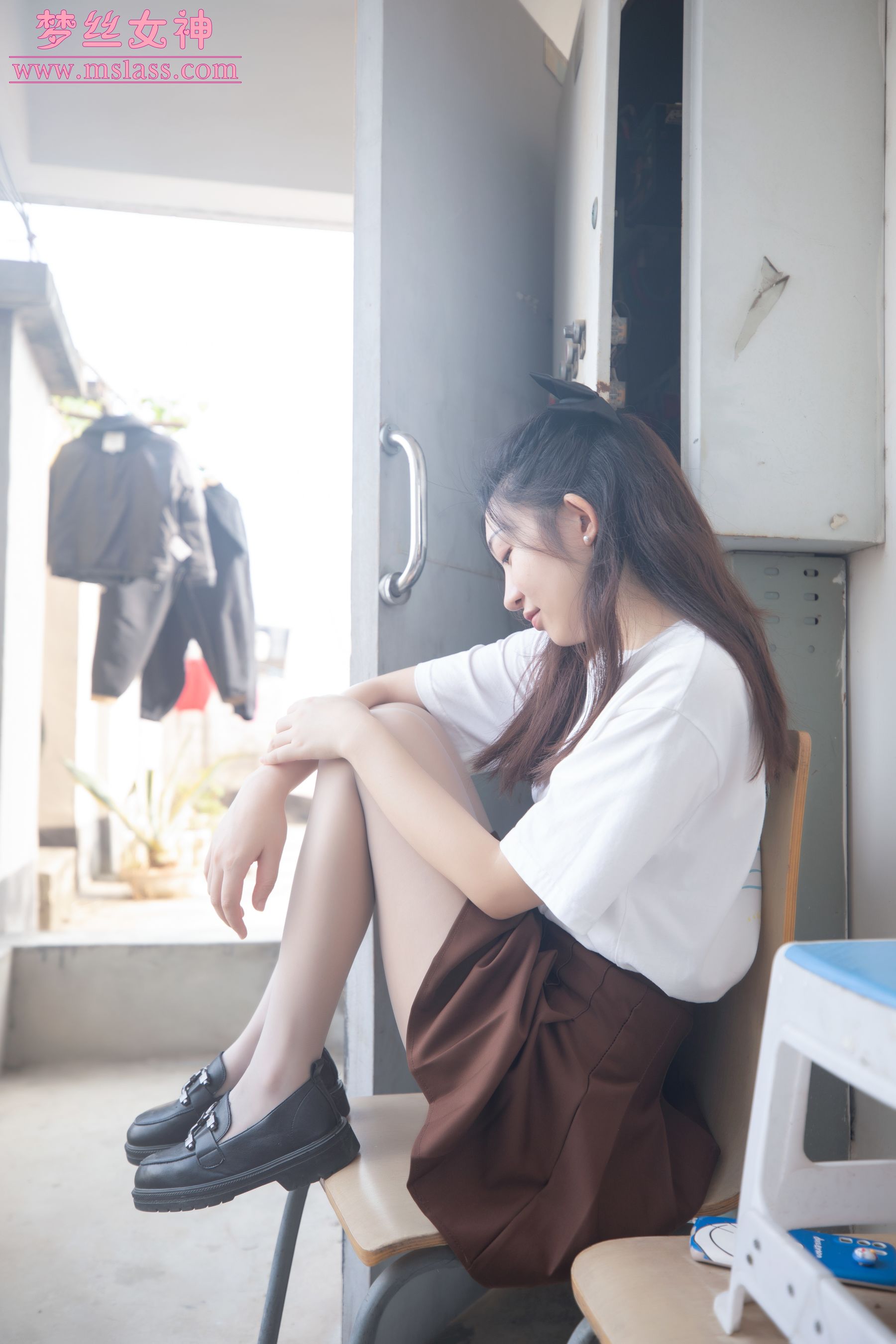 [梦丝女神MSLASS] 张小雪 丝袜JK小格调