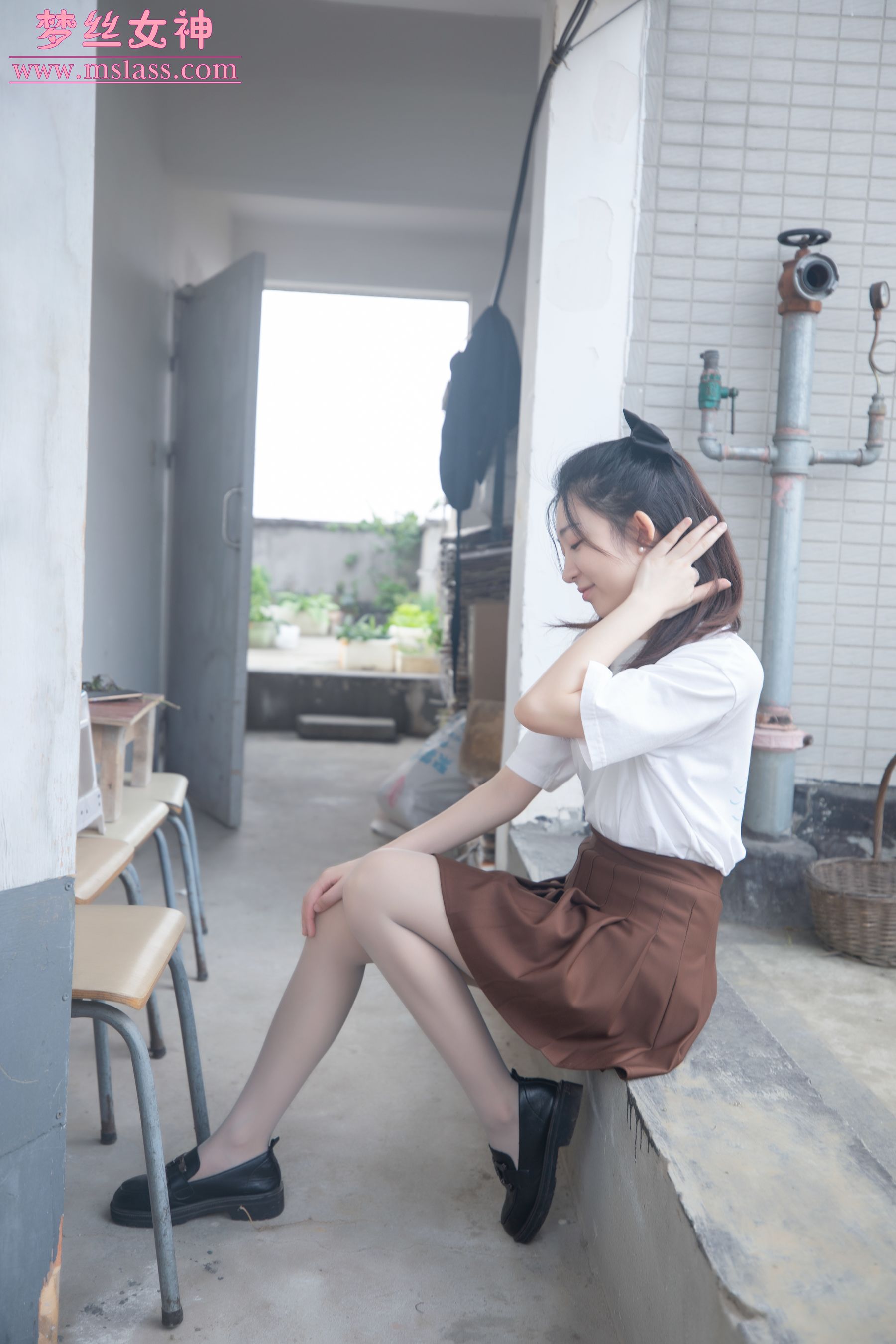 [梦丝女神MSLASS] 张小雪 丝袜JK小格调