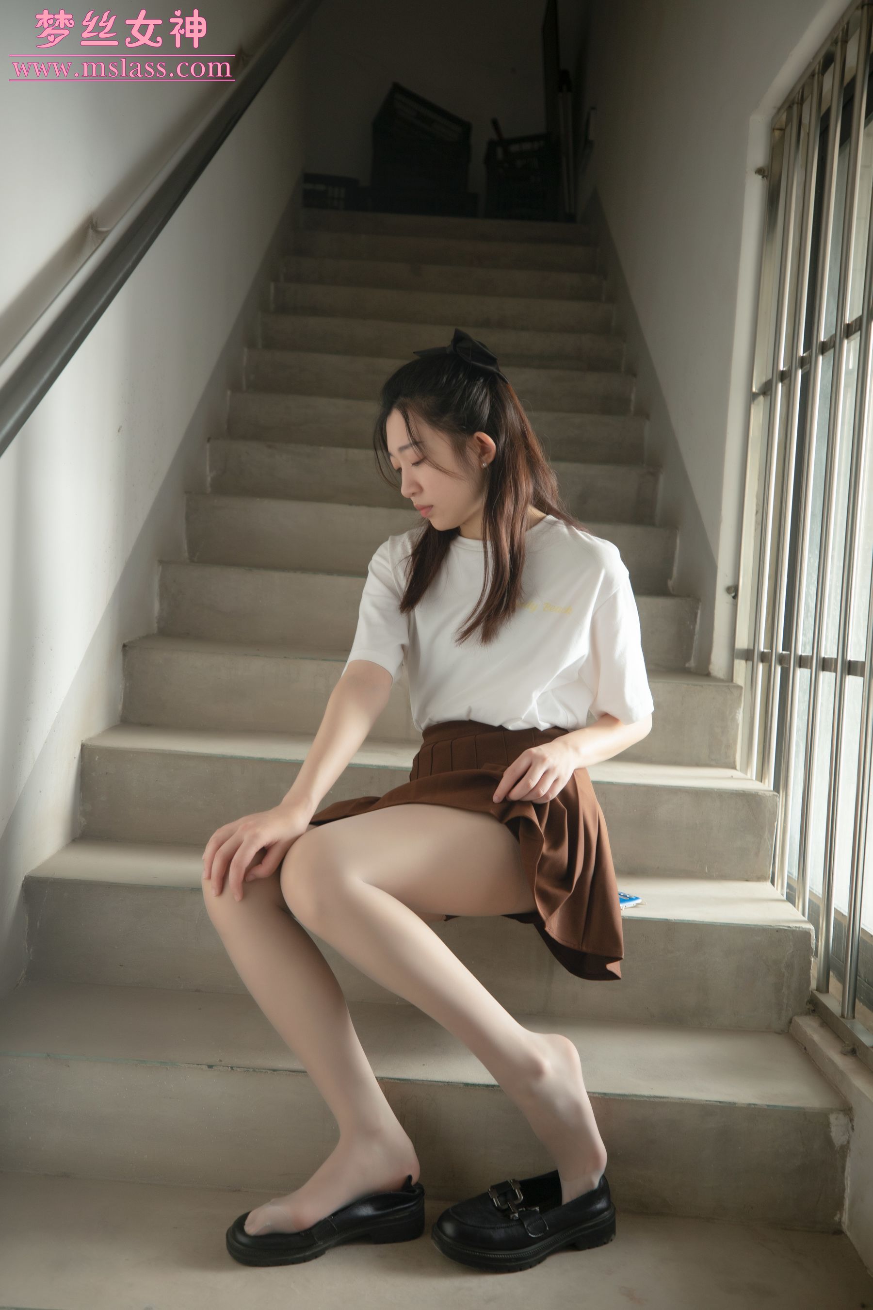 [梦丝女神MSLASS] 张小雪 丝袜JK小格调