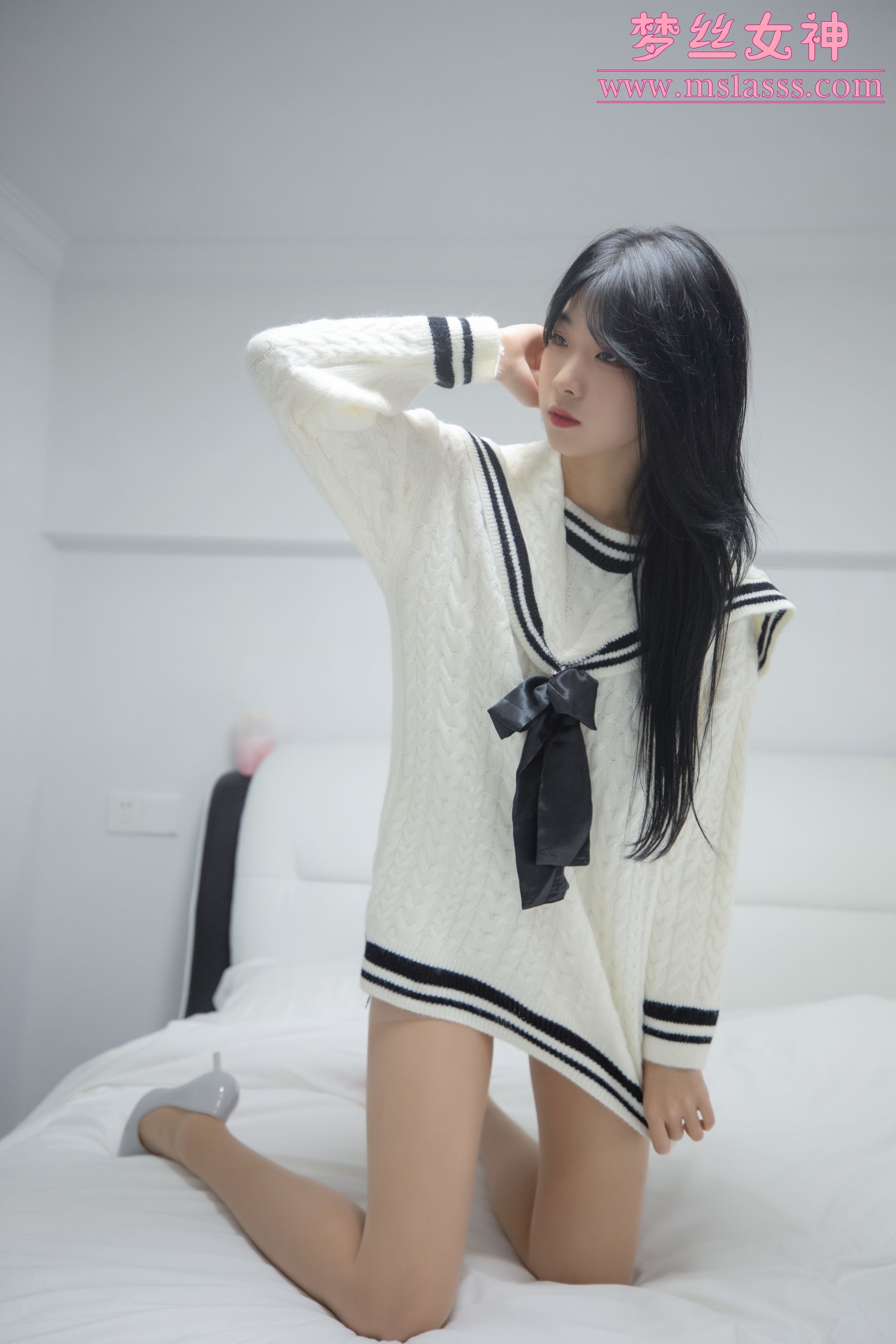 [梦丝女神MSLASS] 韩飞儿 白衣大长腿