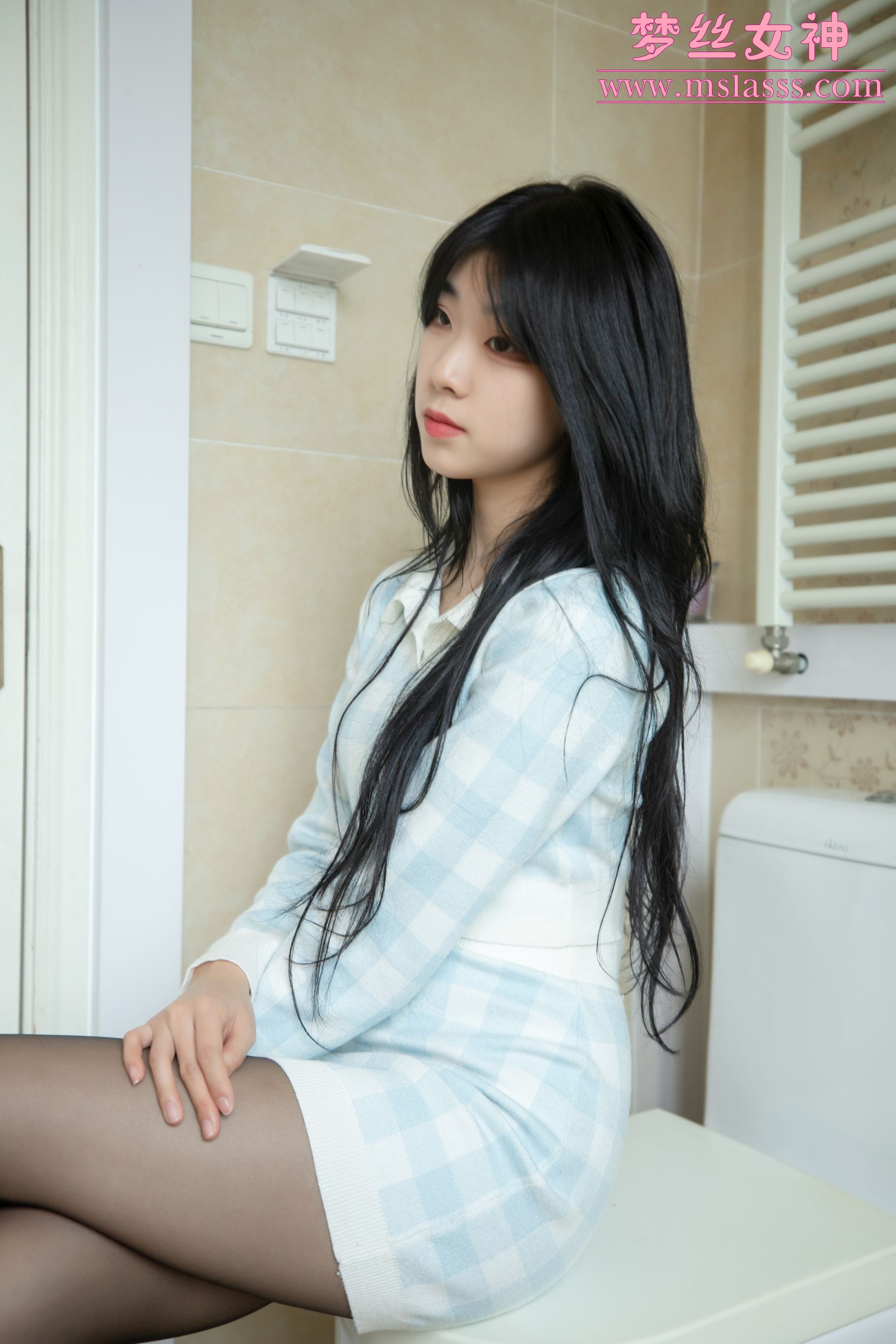 [梦丝女神MSLASS] 韩飞儿 韩系主播丝袜