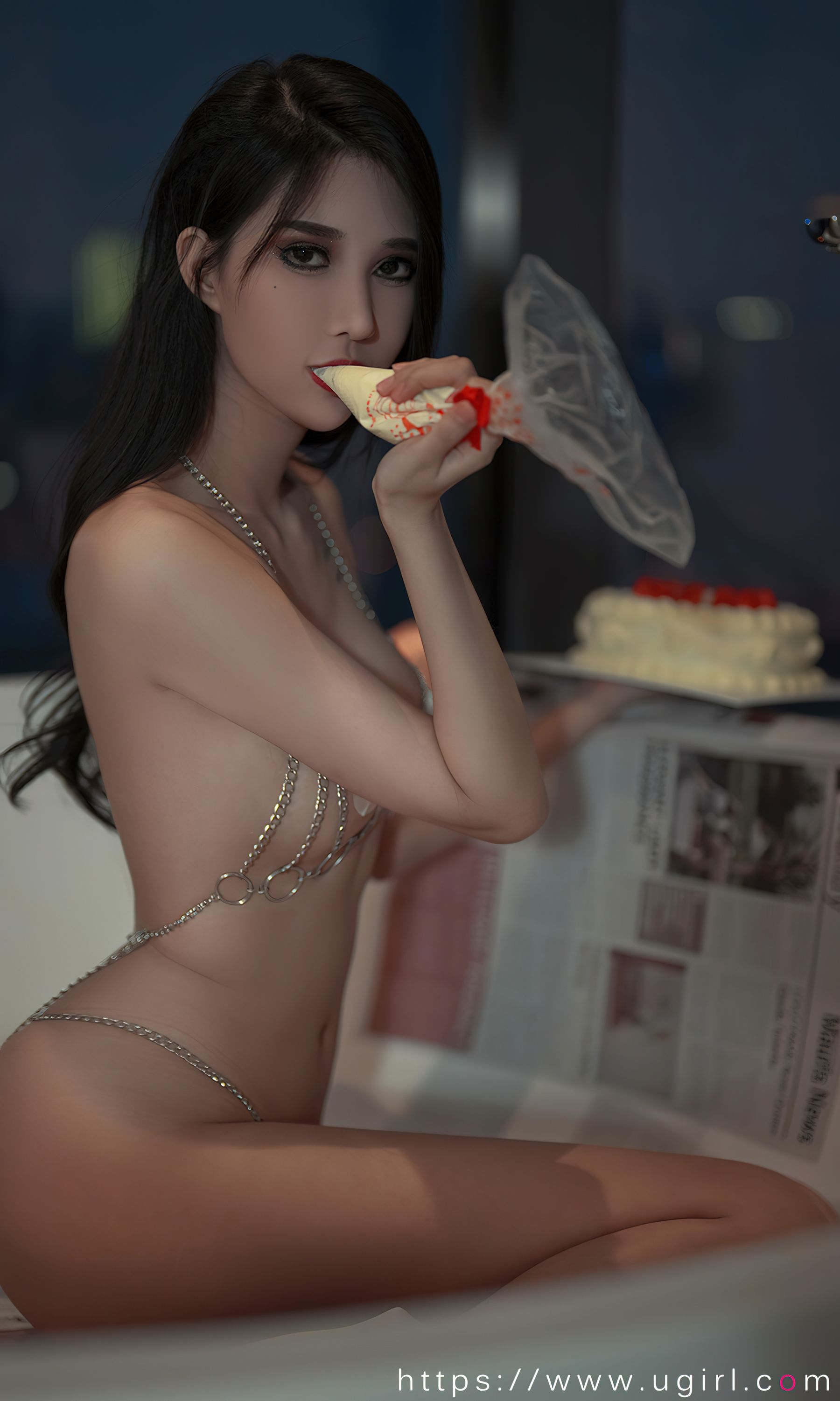 [爱尤物Ugirls] No.2382 葛征Model 致命滋味