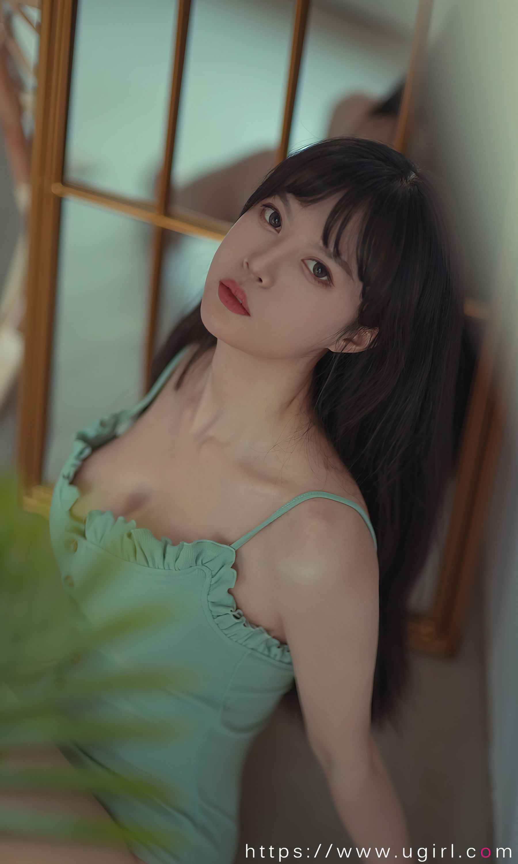 [爱尤物Ugirls] No.2395 桃香子 似水年华