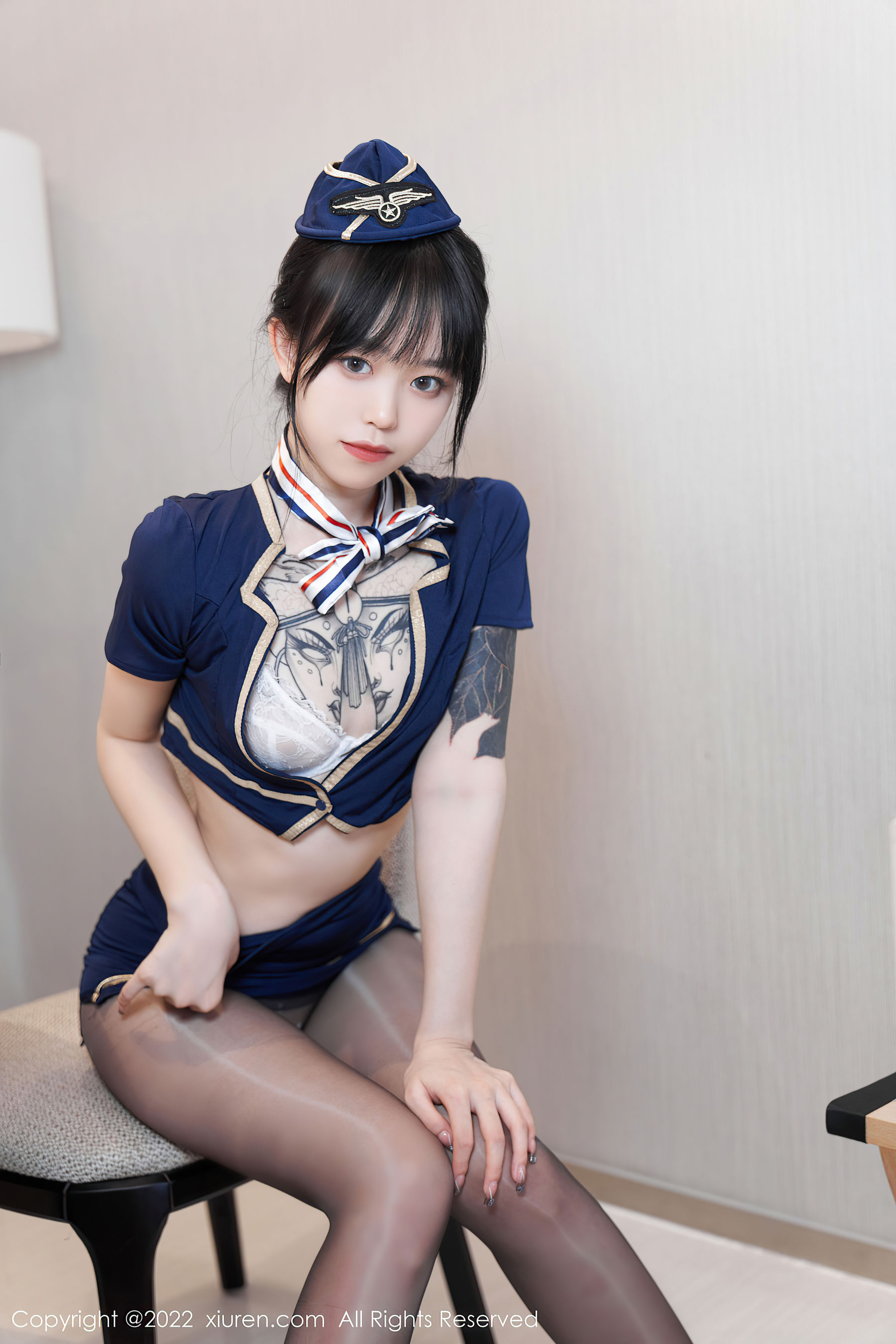 [秀人Xiuren] No.5352 奶瓶