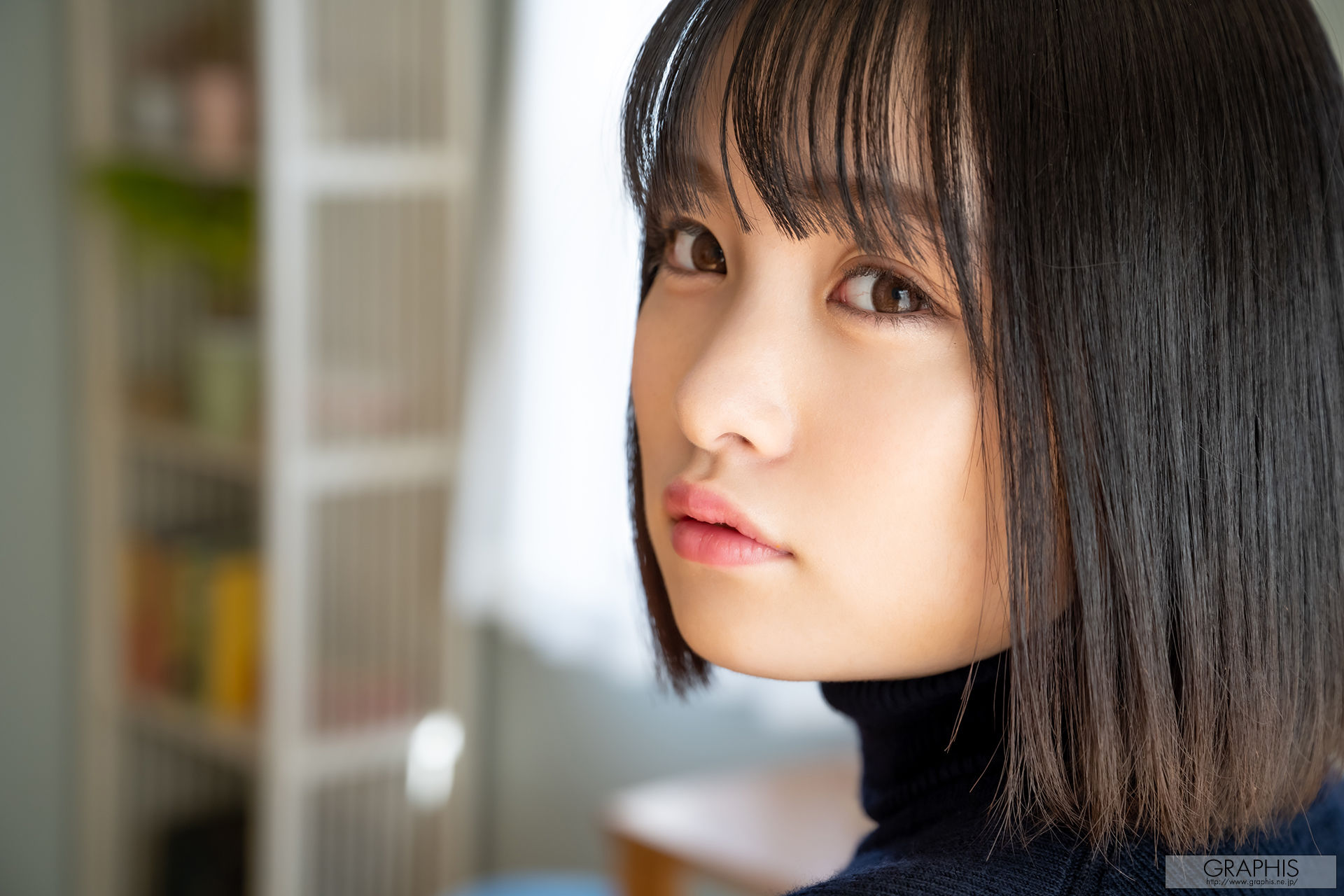 [Graphis] Gals511 Suzu Akane 愛宝すず Artless