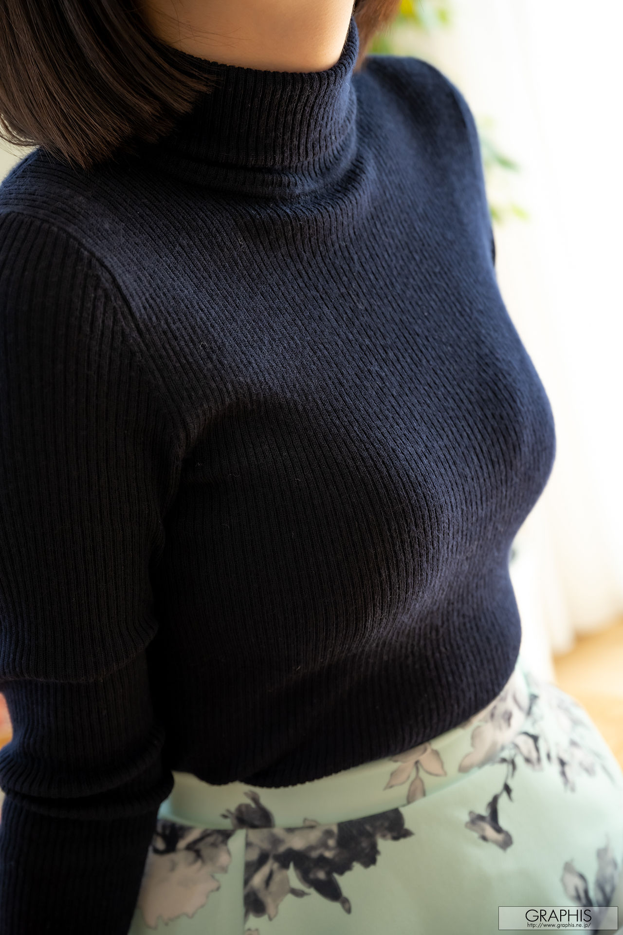 [Graphis] Gals511 Suzu Akane 愛宝すず Artless