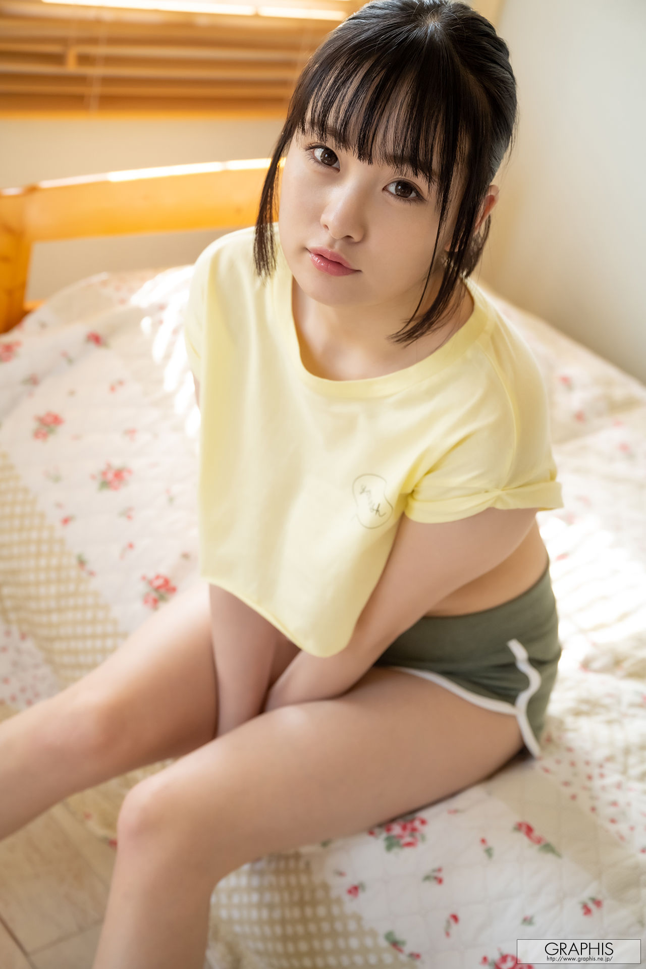 [Graphis] Gals511 Suzu Akane 愛宝すず Artless