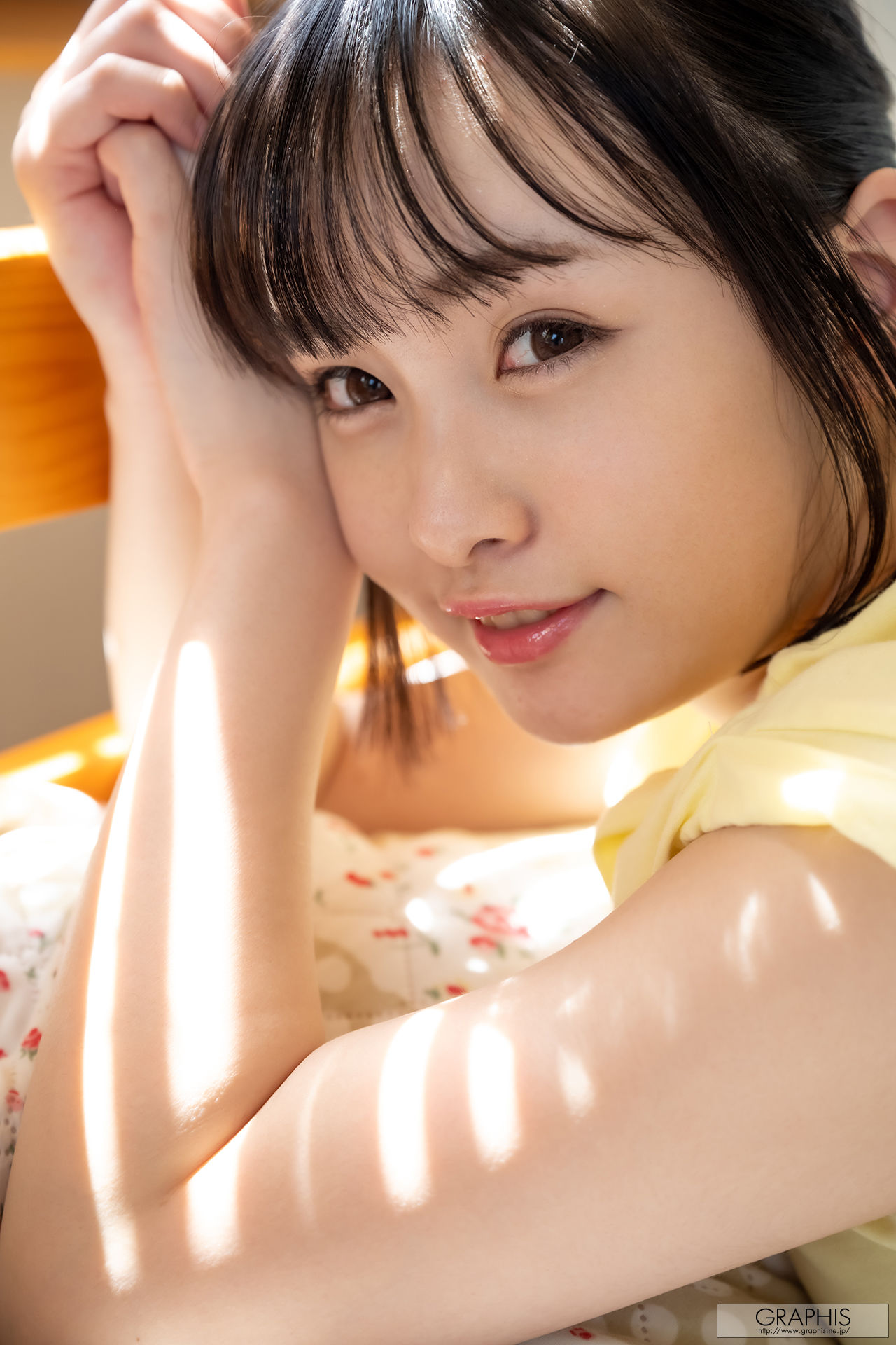 [Graphis] Gals511 Suzu Akane 愛宝すず Artless