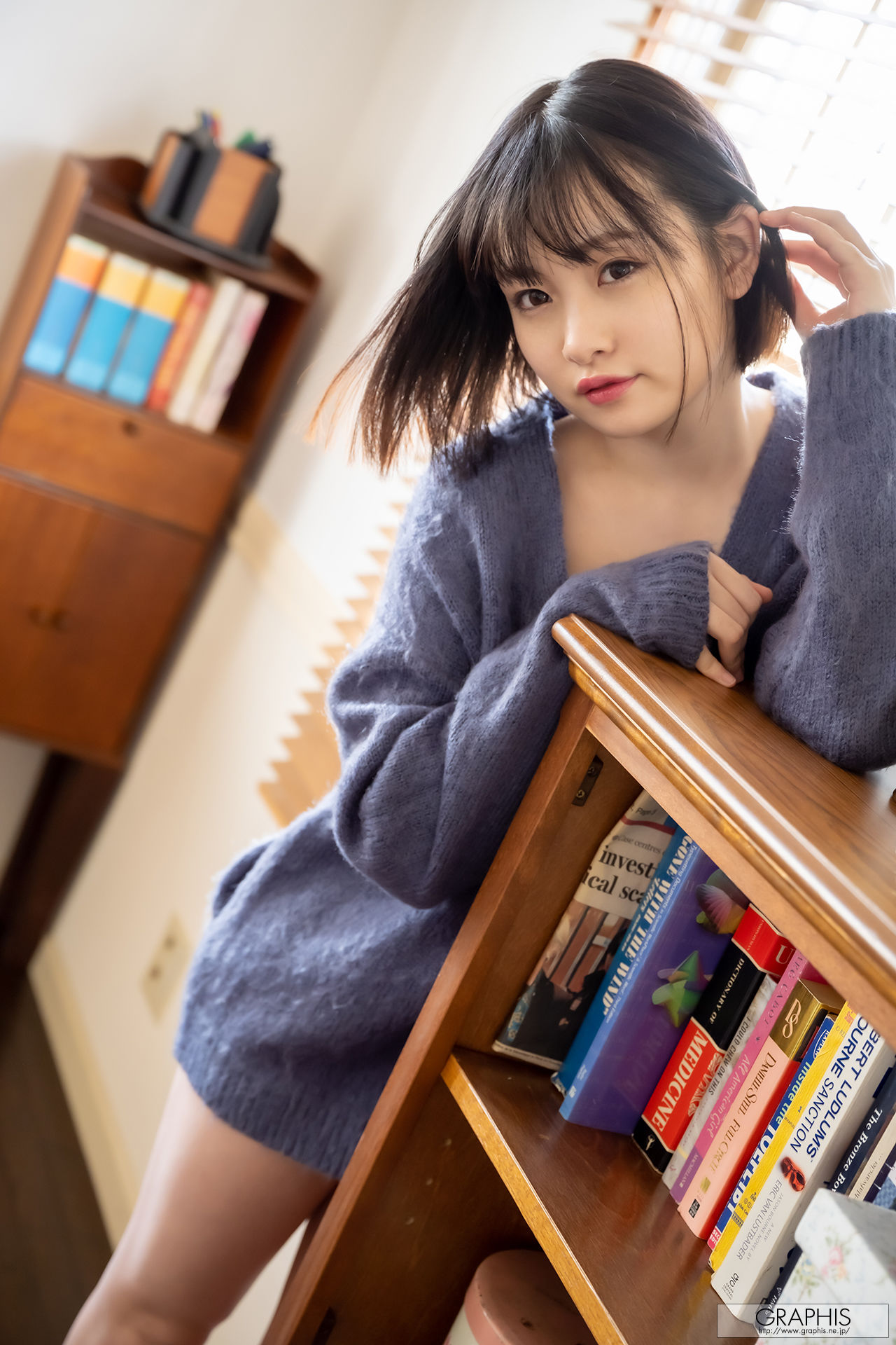 [Graphis] Gals511 Suzu Akane 愛宝すず Artless