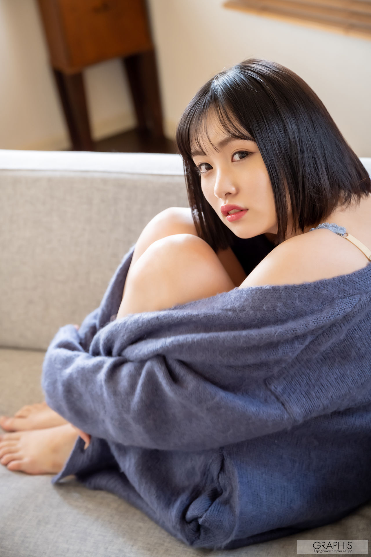 [Graphis] Gals511 Suzu Akane 愛宝すず Artless