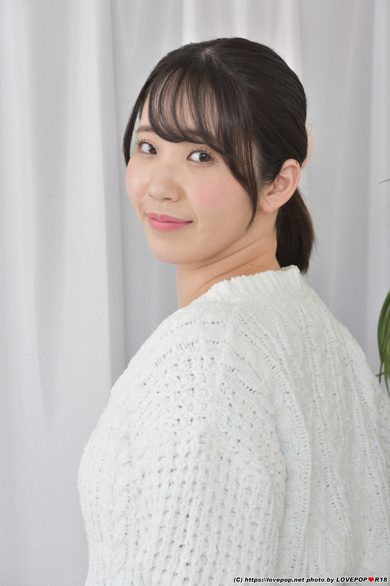 [LOVEPOP] Ayaka Hirosaki 弘前綾香 Photoset 04