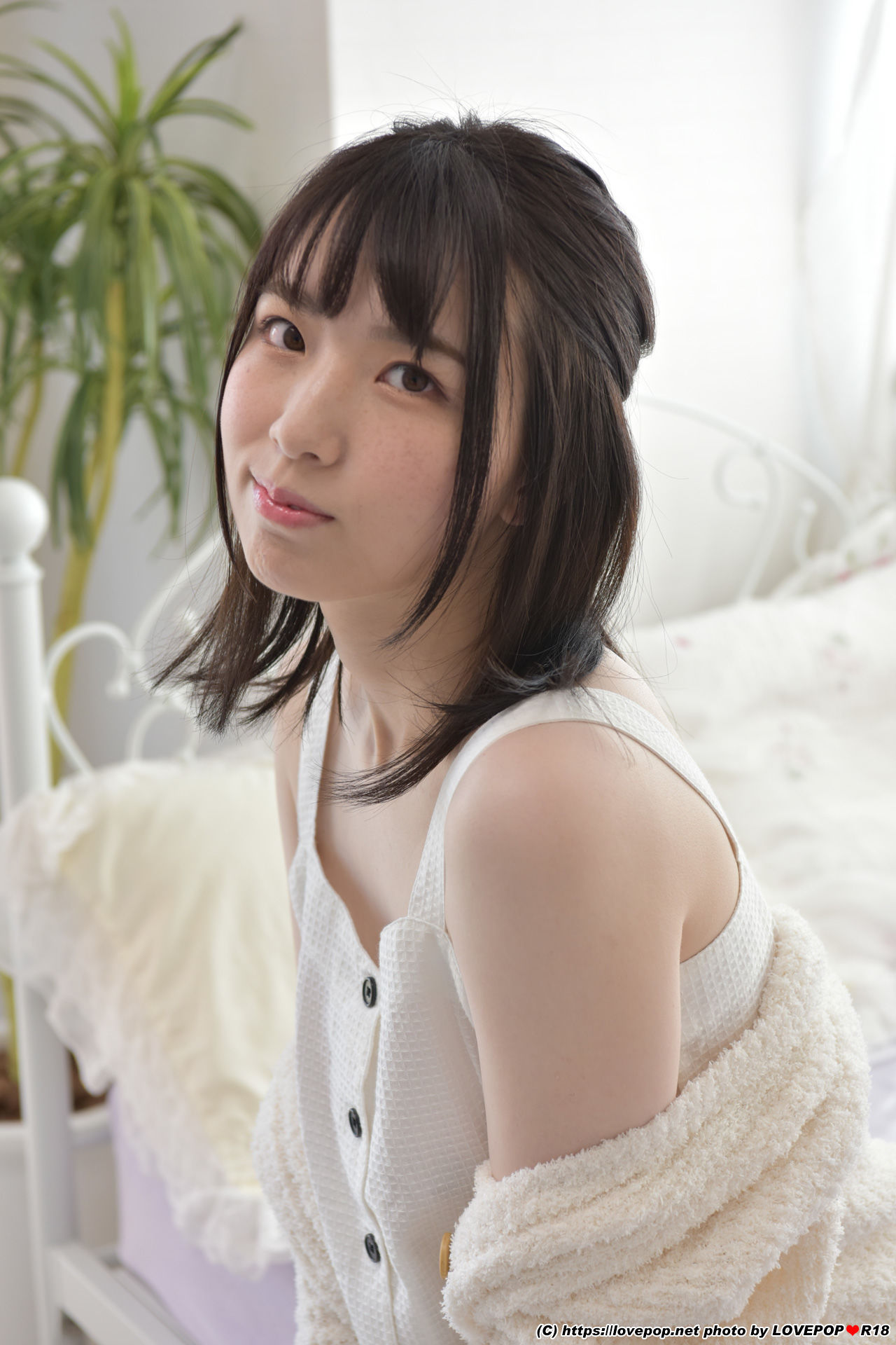 [LOVEPOP] Mai Kagari 花狩まい Photoset 04