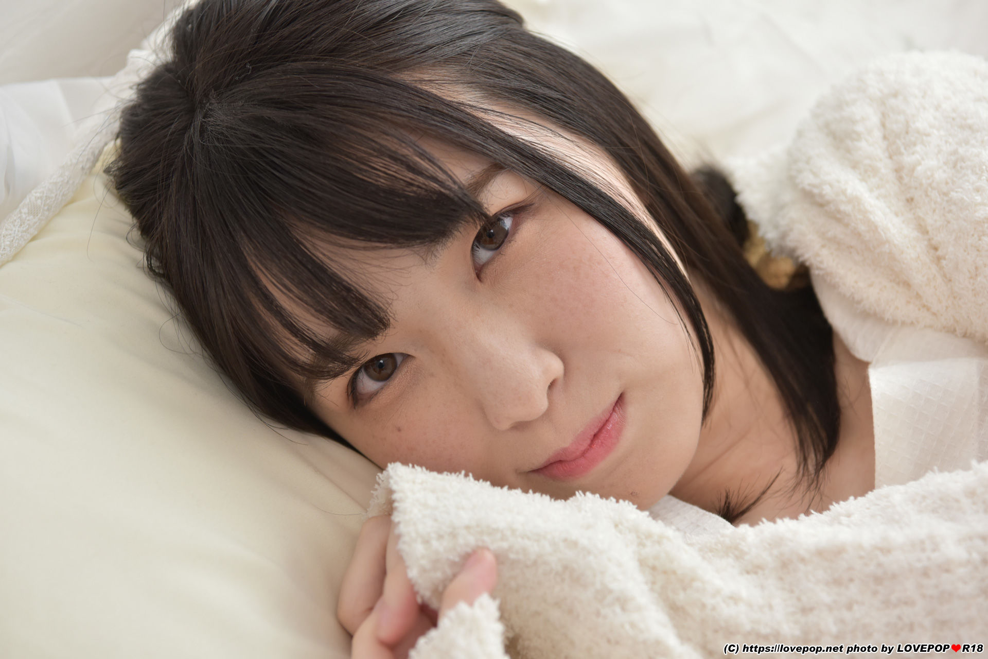 [LOVEPOP] Mai Kagari 花狩まい Photoset 04