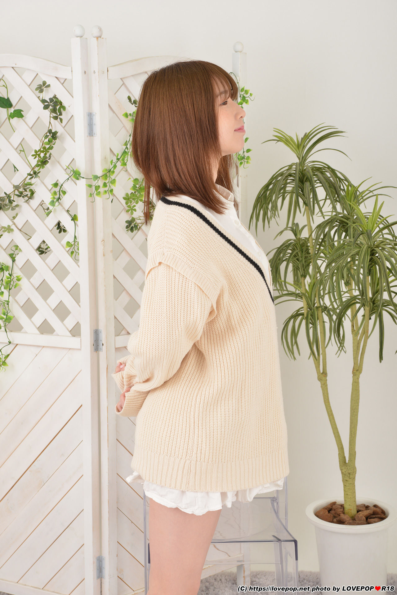 [LOVEPOP] Mai Kagari 花狩まい Photoset 06