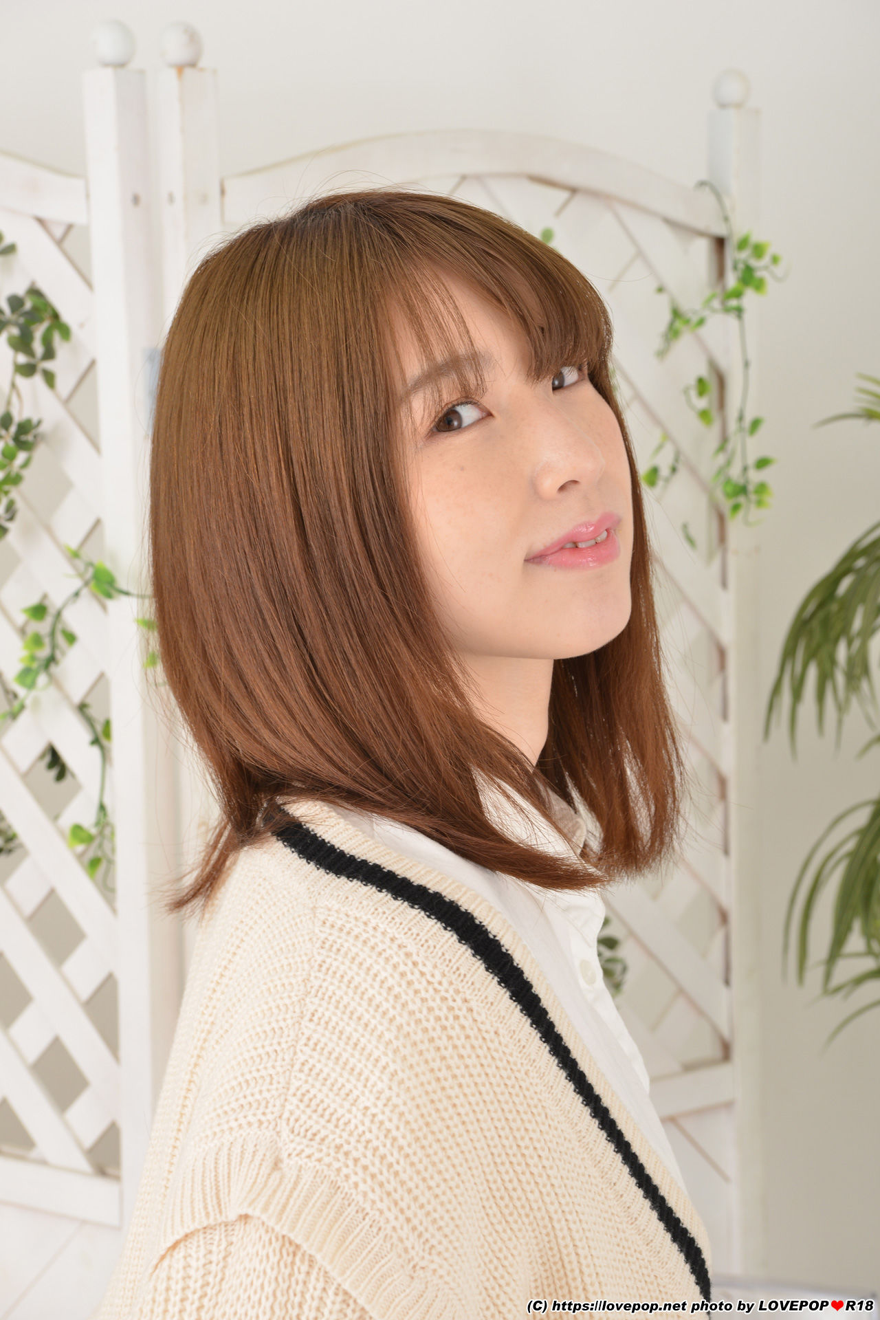 [LOVEPOP] Mai Kagari 花狩まい Photoset 06