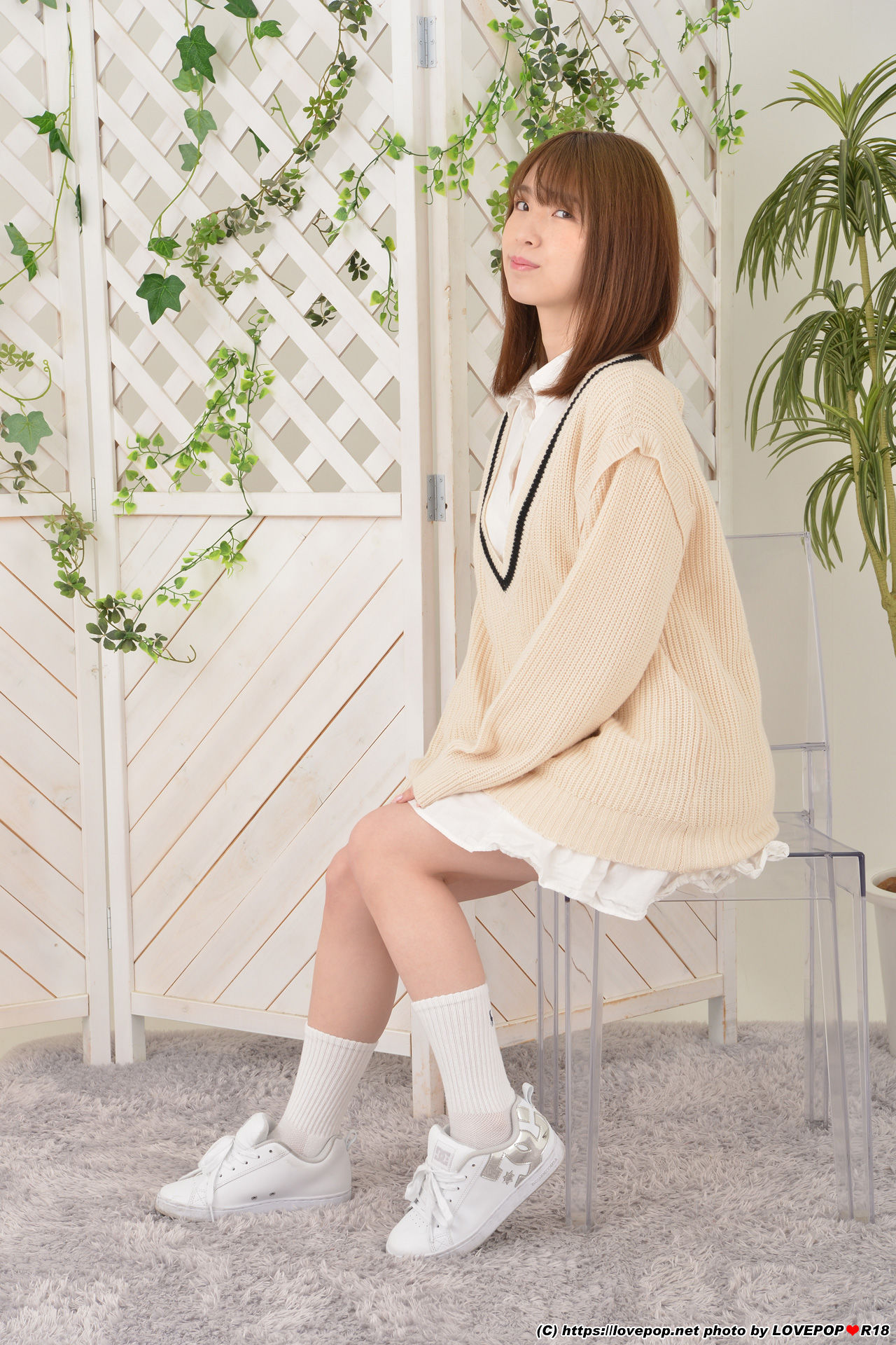 [LOVEPOP] Mai Kagari 花狩まい Photoset 06