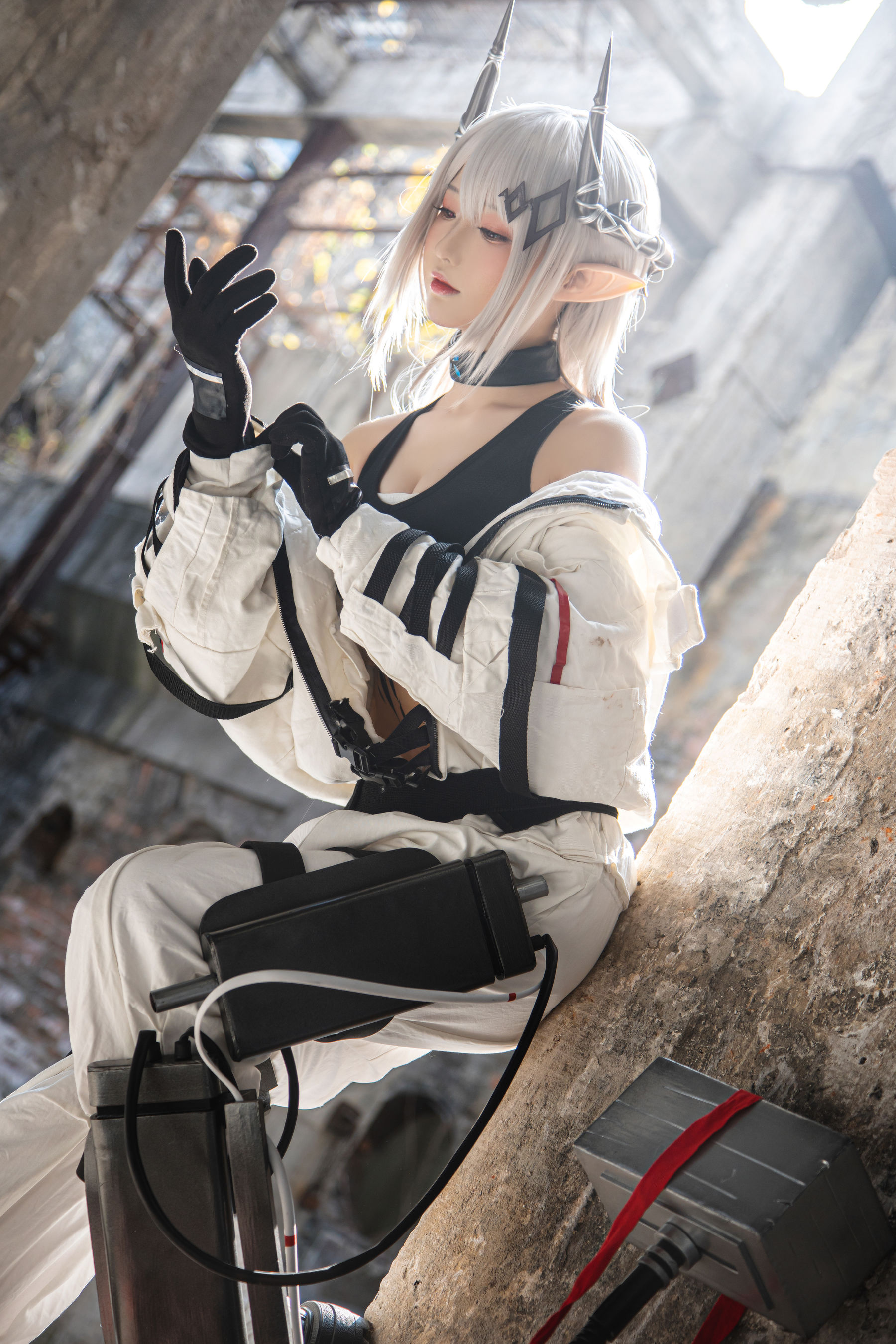 [福利COS] Coser小姐姐南宫 - 明日方舟 泥岩