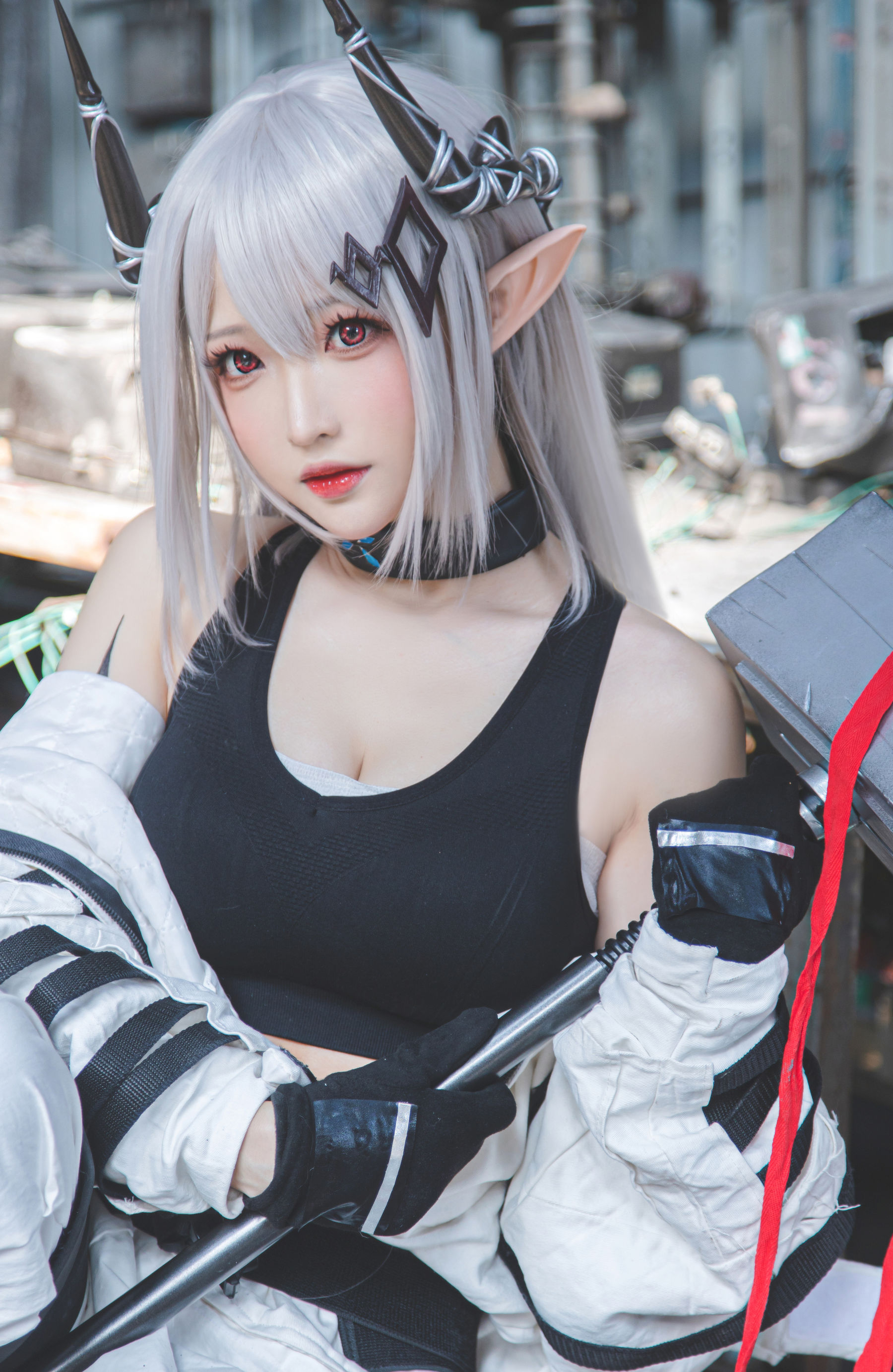 [福利COS] Coser小姐姐南宫 - 明日方舟 泥岩