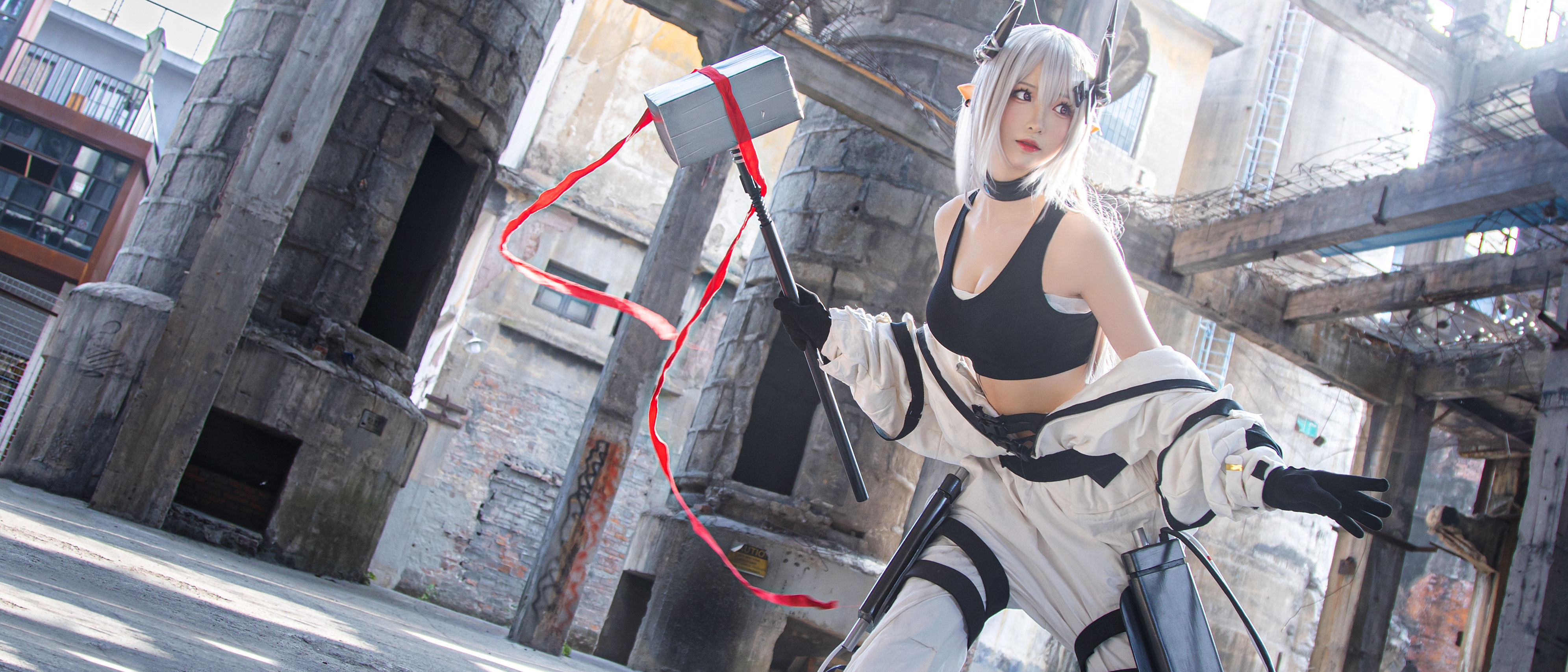 [福利COS] Coser小姐姐南宫 - 明日方舟 泥岩