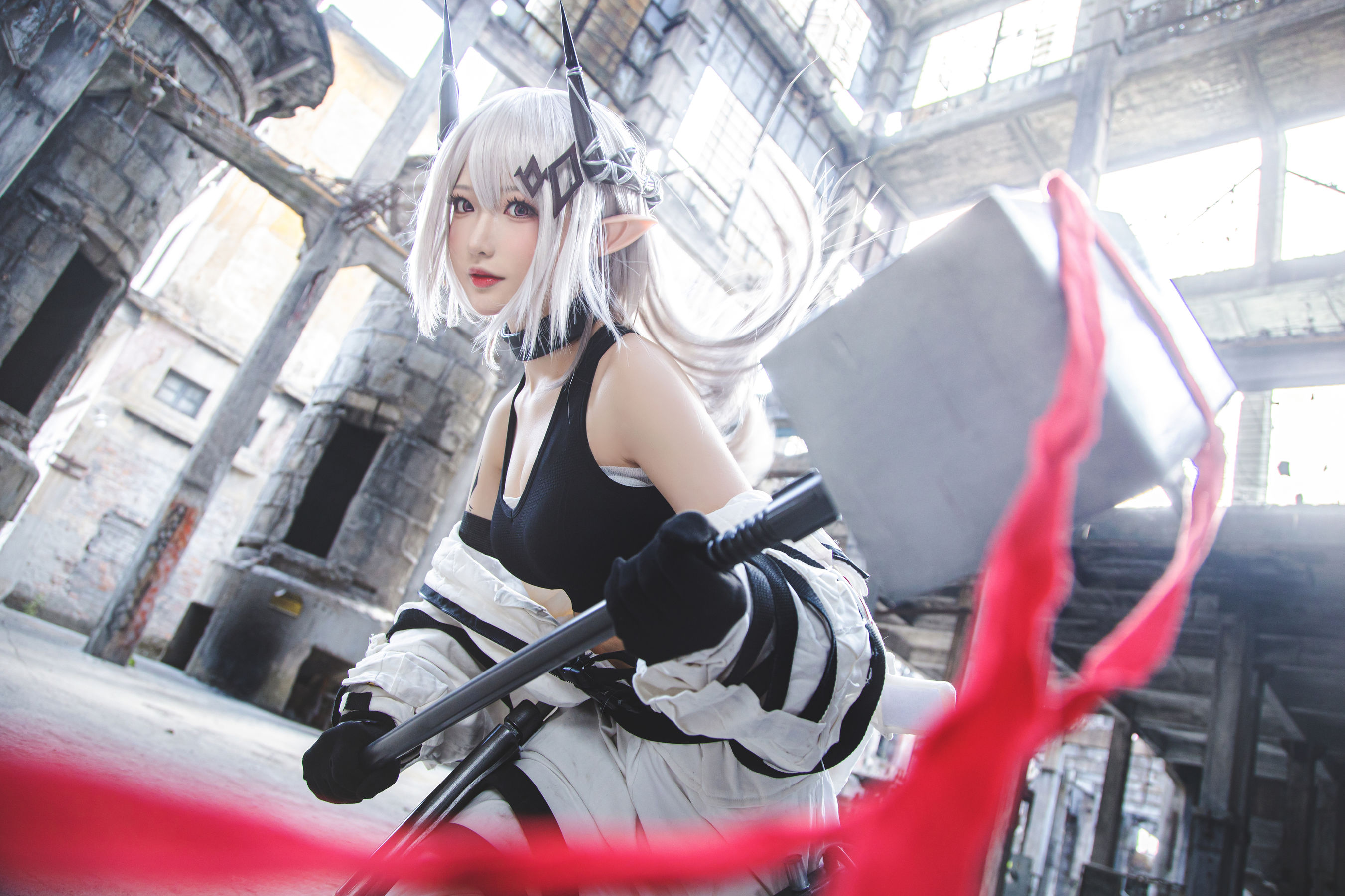 [福利COS] Coser小姐姐南宫 - 明日方舟 泥岩