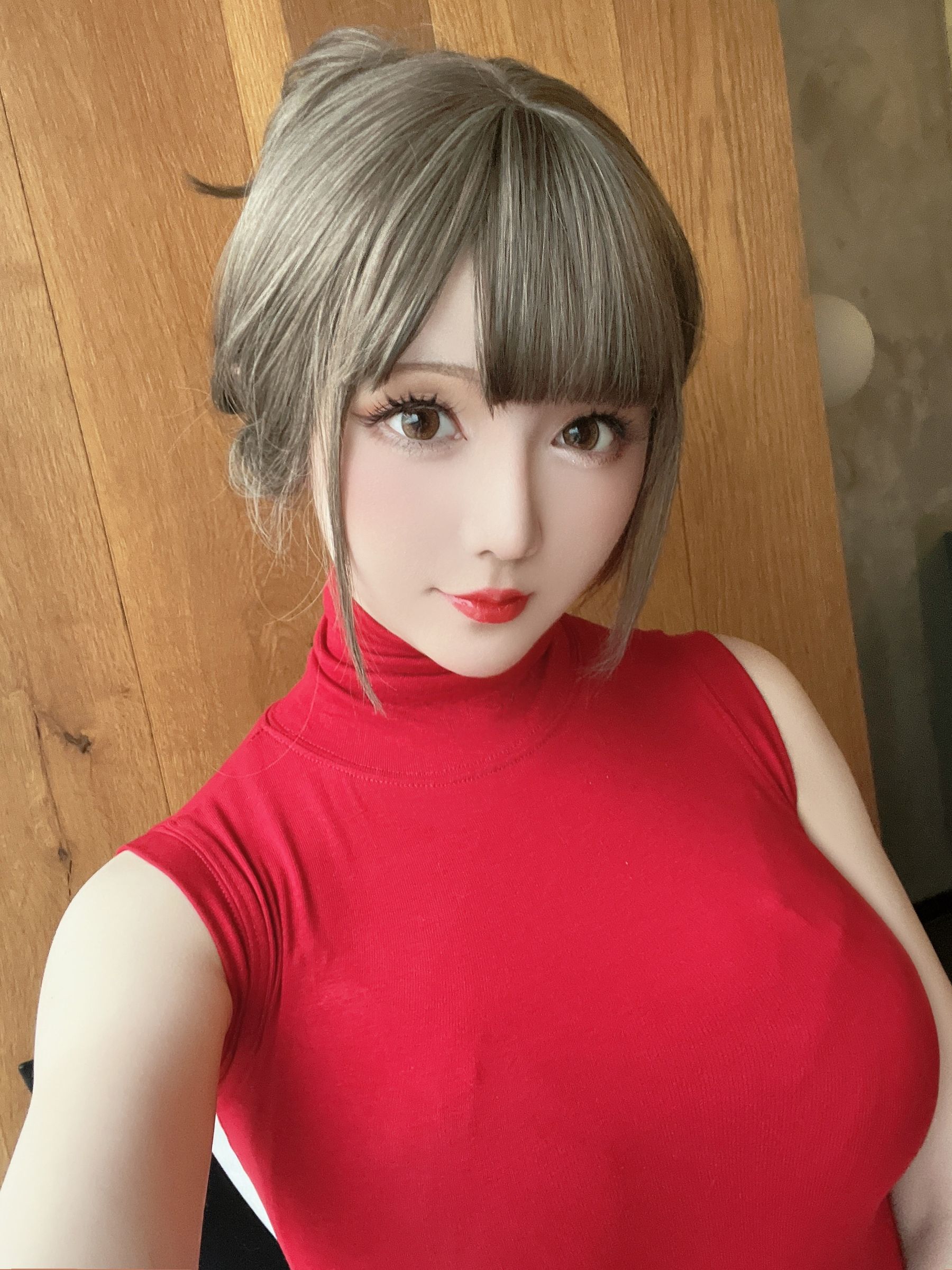 [福利COS] Coser小姐姐星之迟迟 - 约会OL