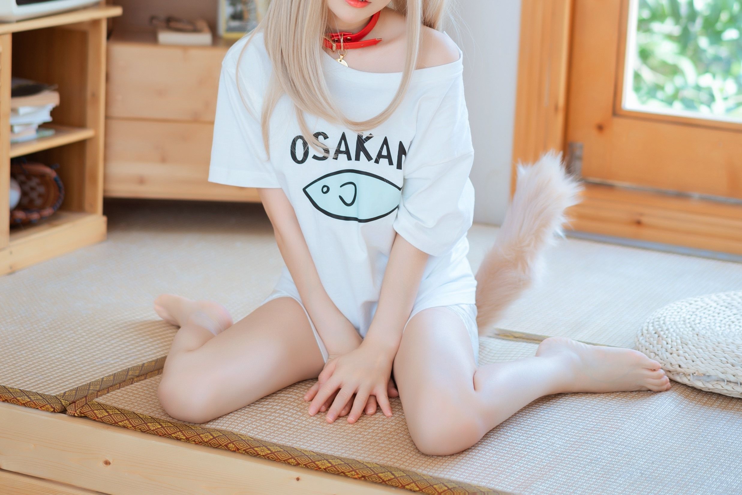[福利COS] Coser衣衣 - 40原猫娘 黄豆粉