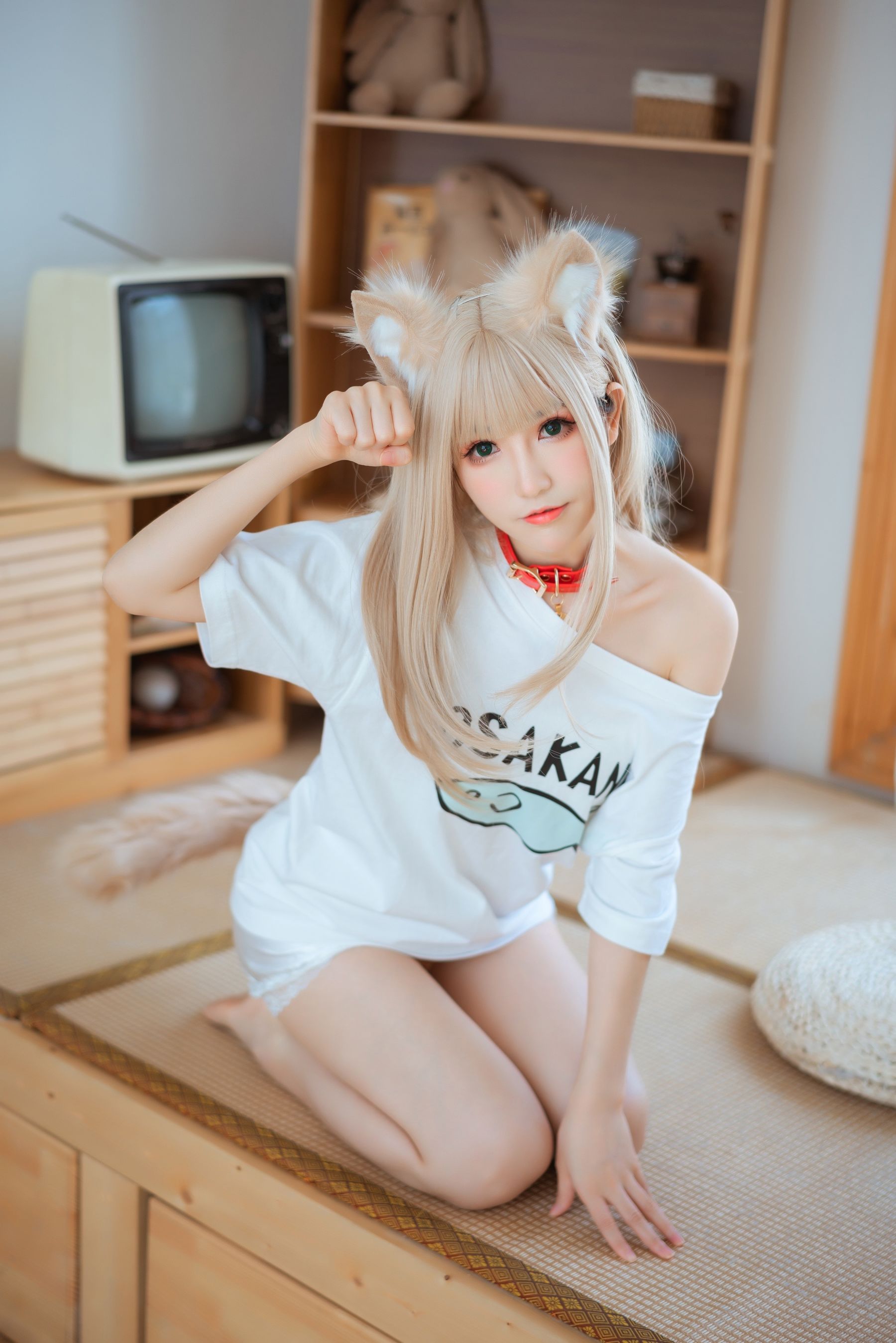[福利COS] Coser衣衣 - 40原猫娘 黄豆粉
