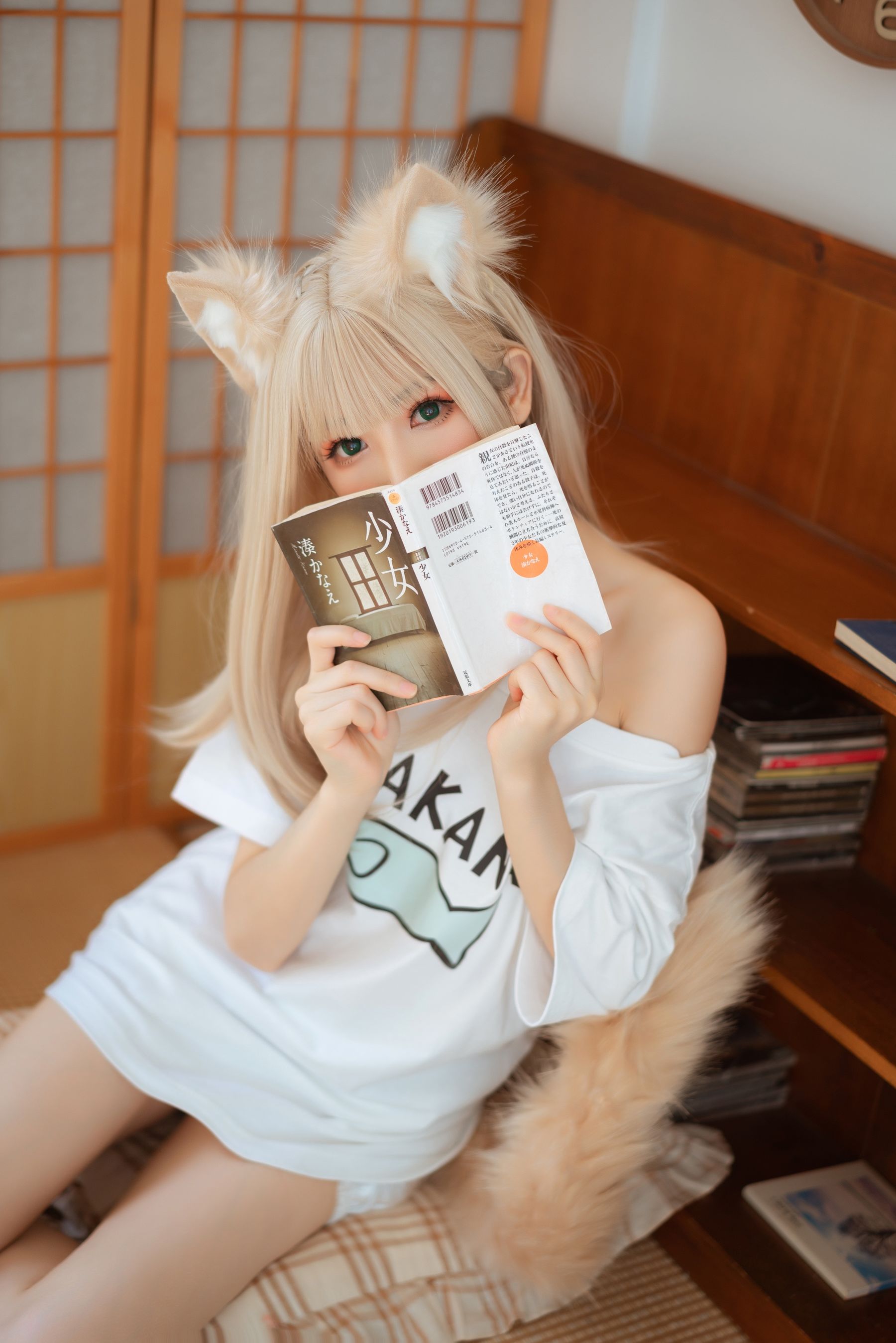 [福利COS] Coser衣衣 - 40原猫娘 黄豆粉