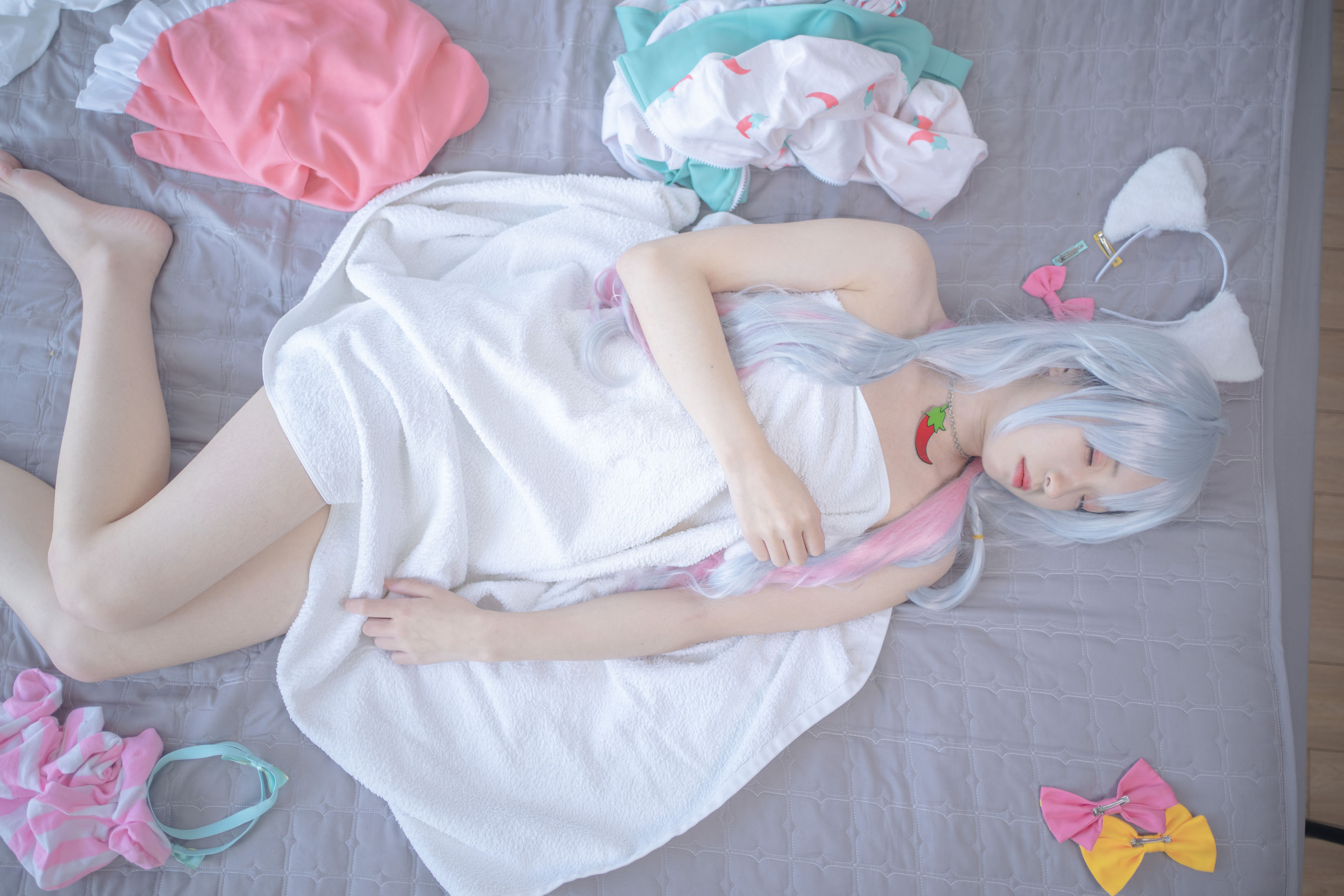 [福利COS] SA_海藻酸钠 - 神乐七奈 星期一的慵懒