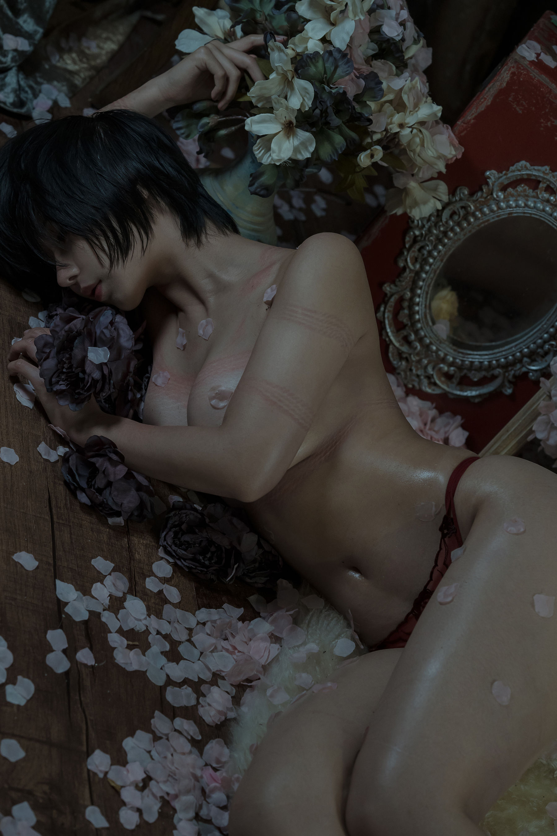 [福利COS] 云溪溪 - 奶桃 N52麻绳