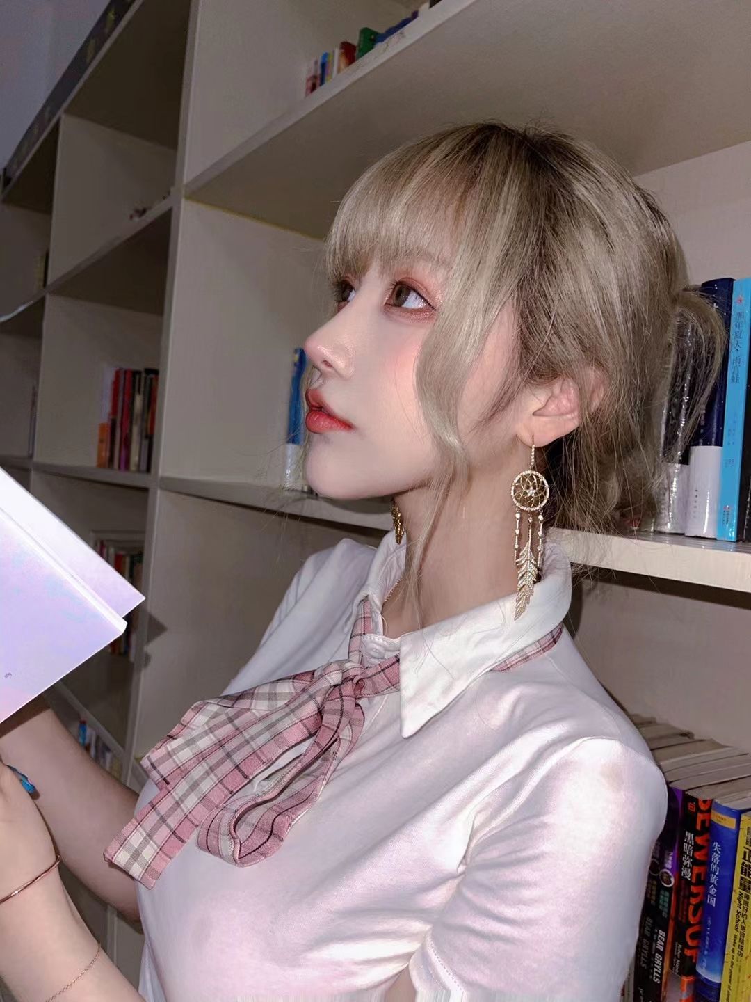 [福利COS] 人气Coser啾小妍 - 妍宝