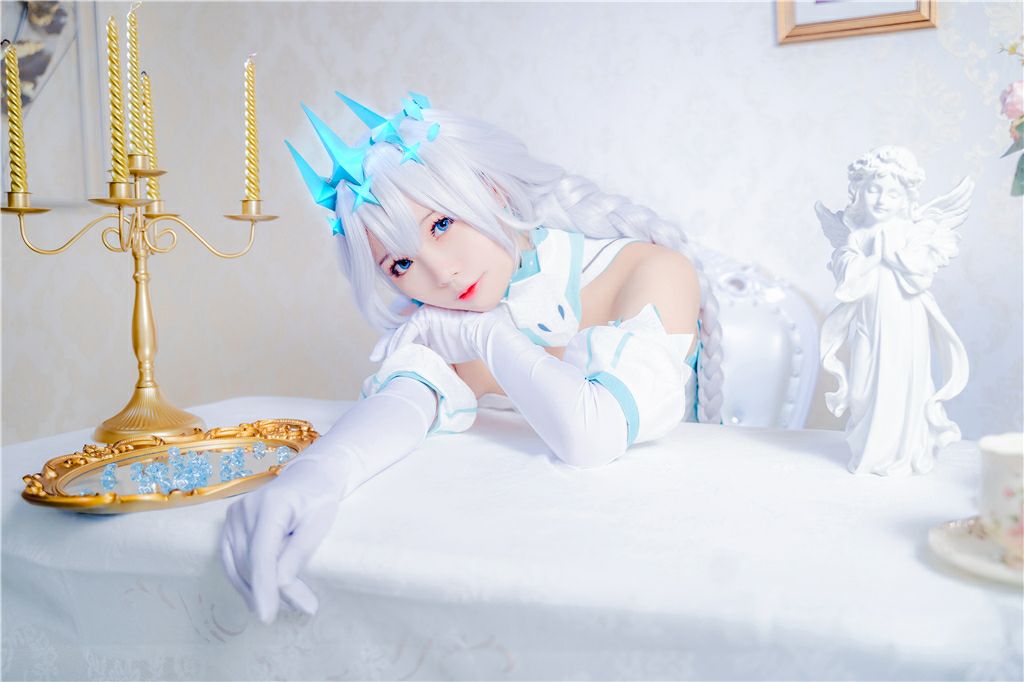 [福利COS] 动漫博主墨玉-M - 琪亚娜