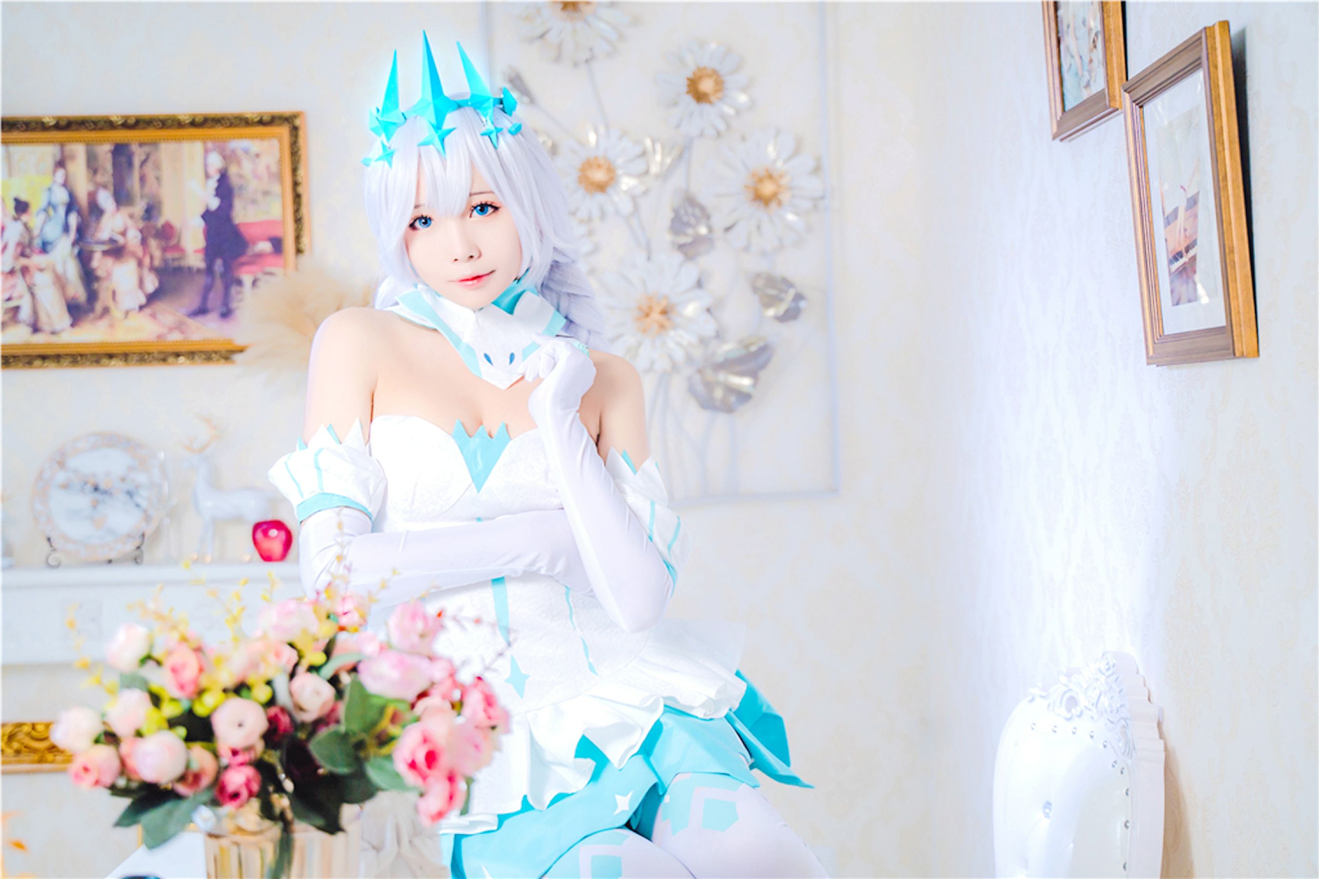 [福利COS] 动漫博主墨玉-M - 琪亚娜