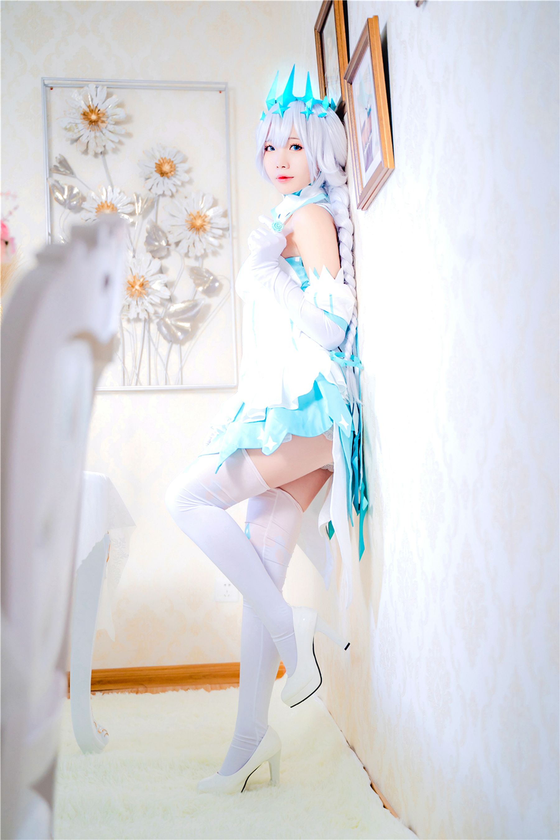 [福利COS] 动漫博主墨玉-M - 琪亚娜