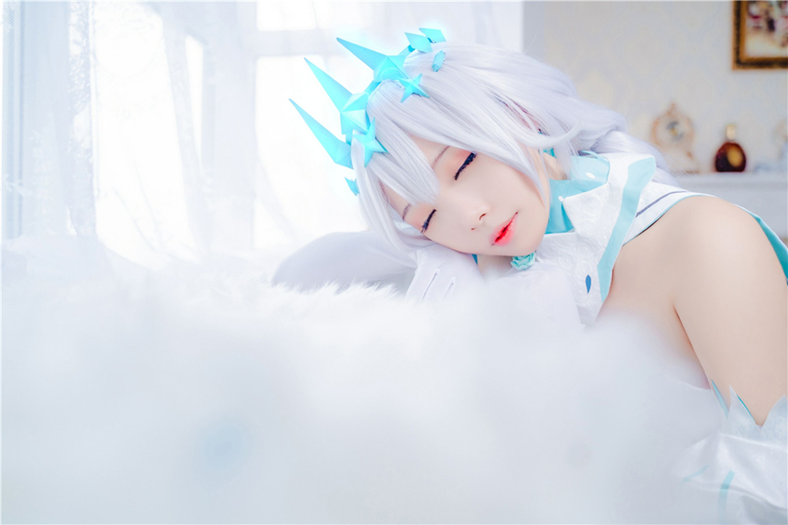 [福利COS] 动漫博主墨玉-M - 琪亚娜
