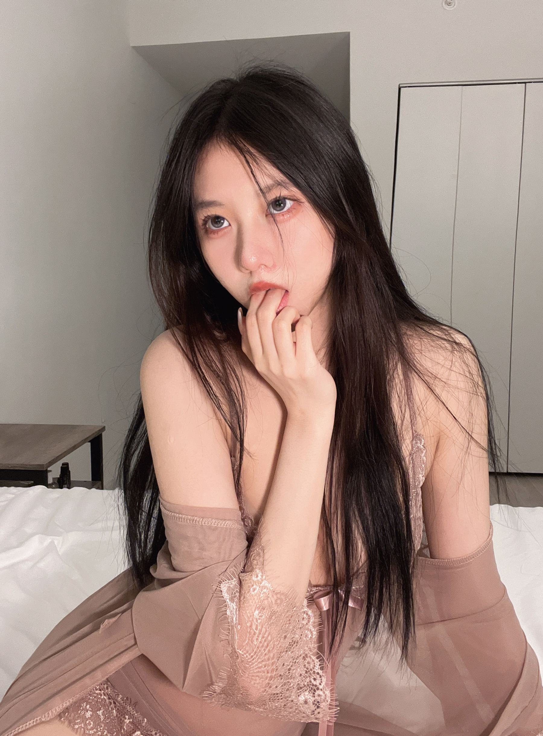 [福利COS] 动漫博主果咩酱w - 入夜