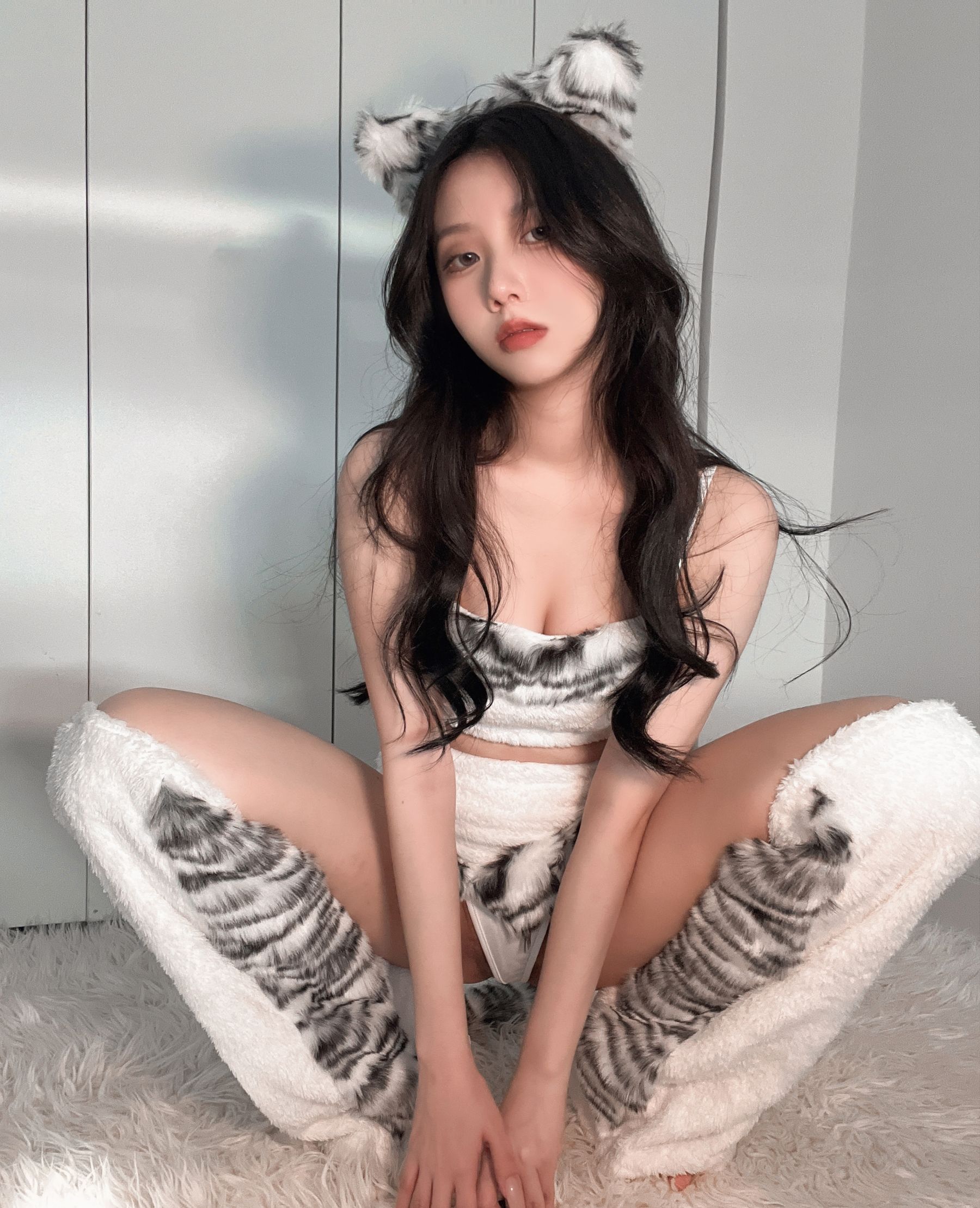 [福利COS] 动漫博主果咩酱w - 小老虎