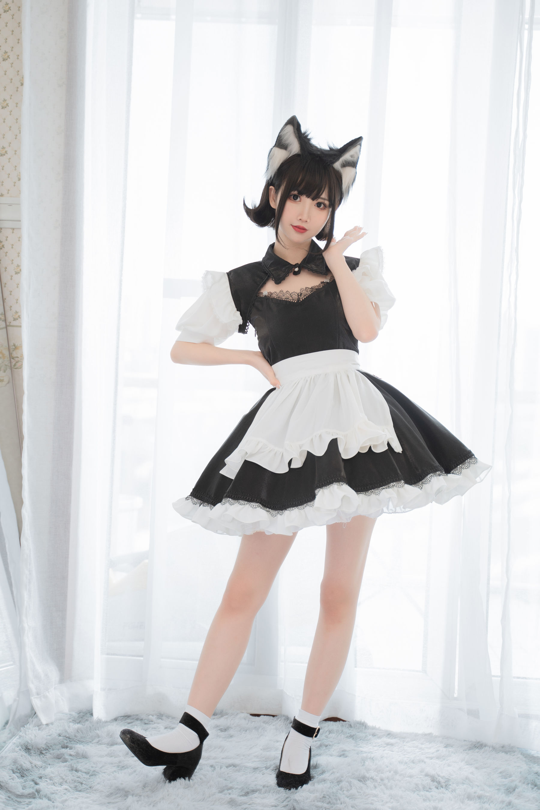 [福利COS] 可爱人气Coser面饼仙儿 - 开胸女仆