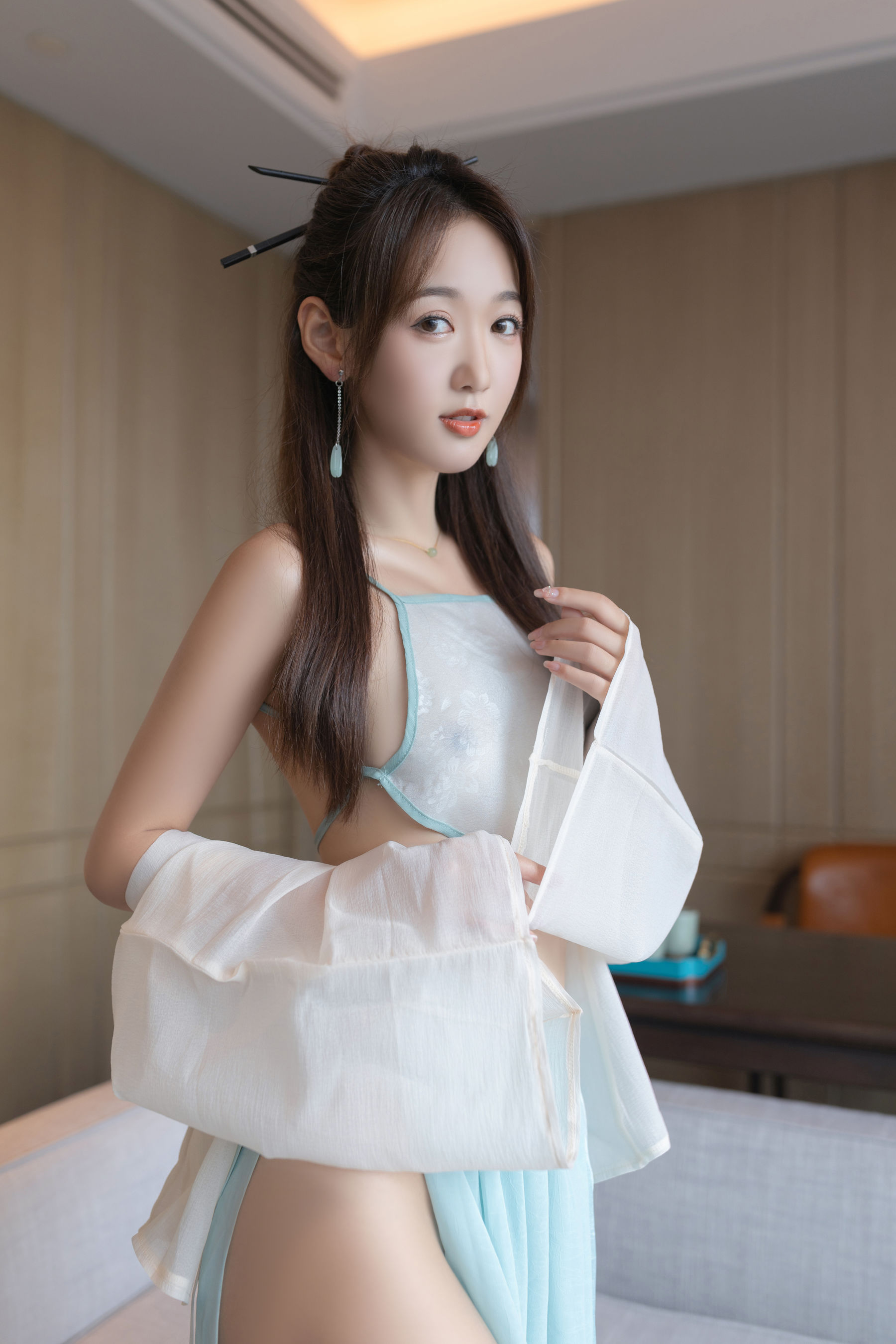 [福利COS] 唐安琪 性感古装写真