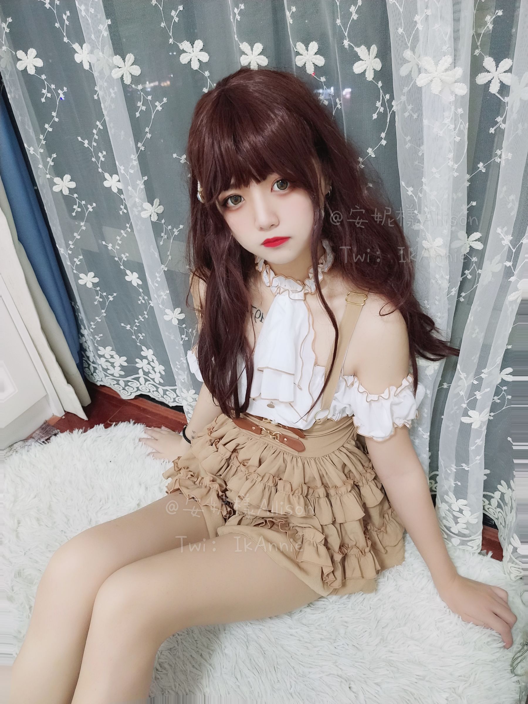 [福利COS] 安妮 - 吊带裙