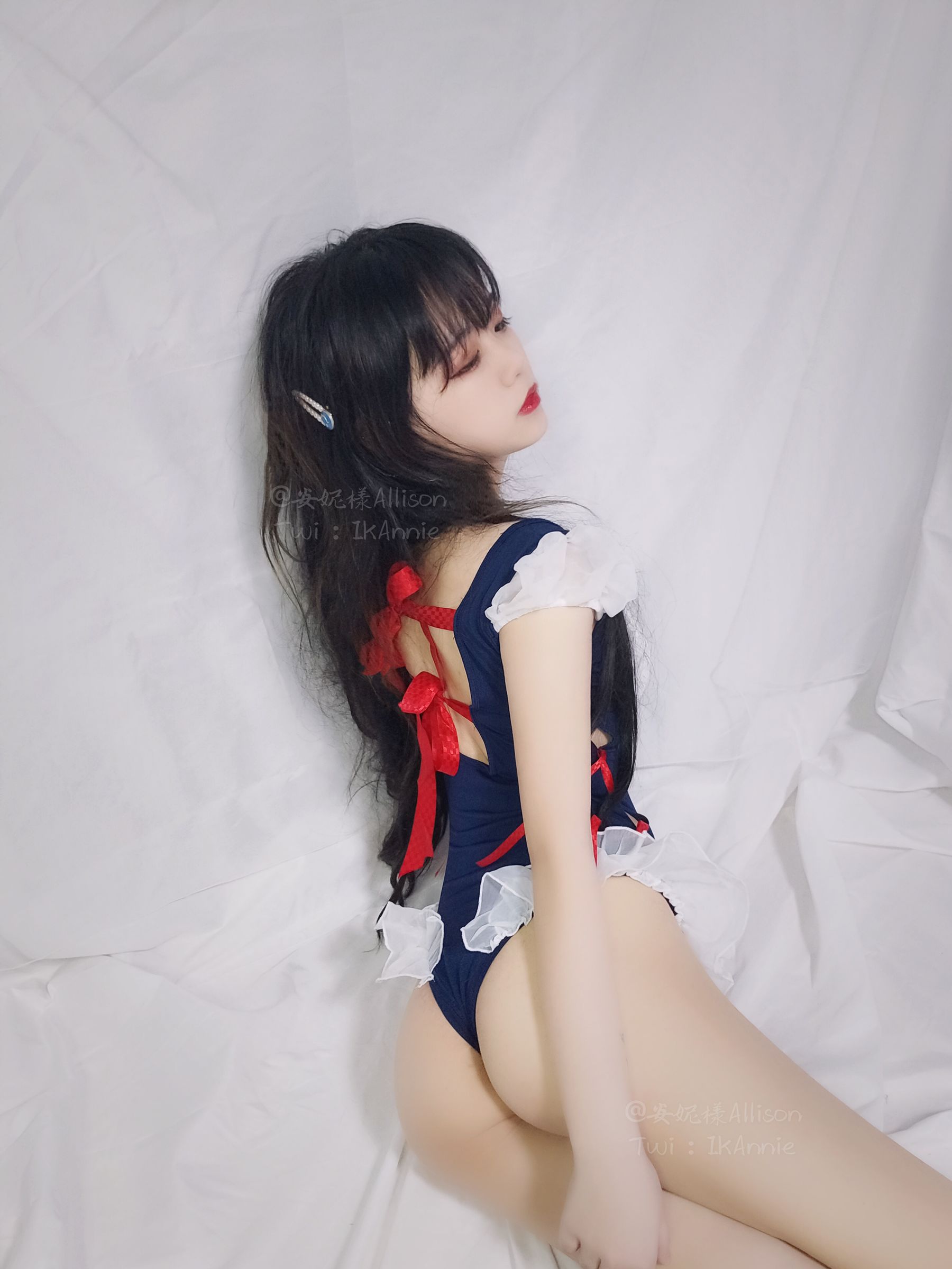 [福利COS] 安妮 - 白雪姬泳装