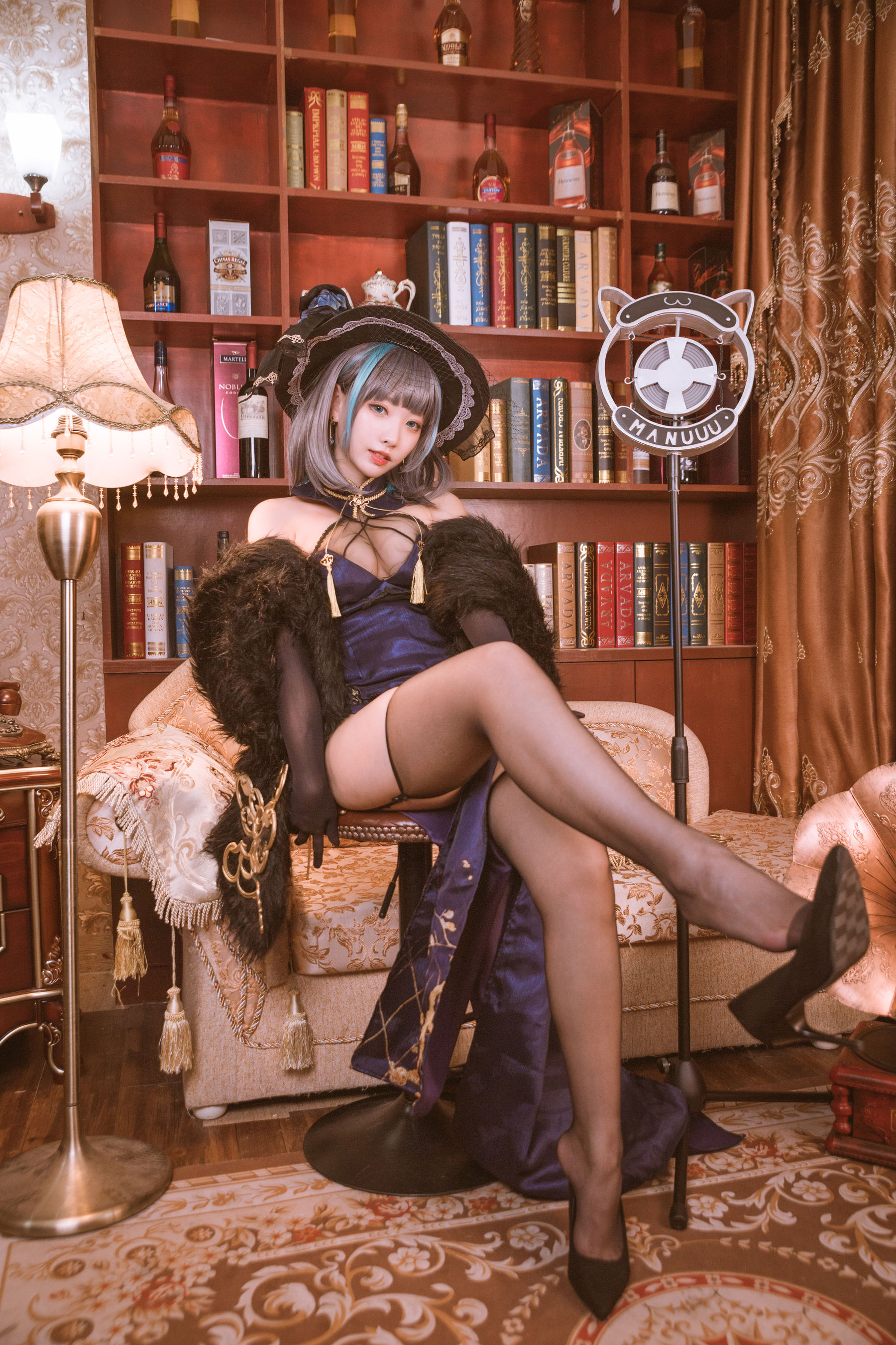 [福利COS] 宫本桜 - 柴郡旗袍 音乐绚烂CaitSith