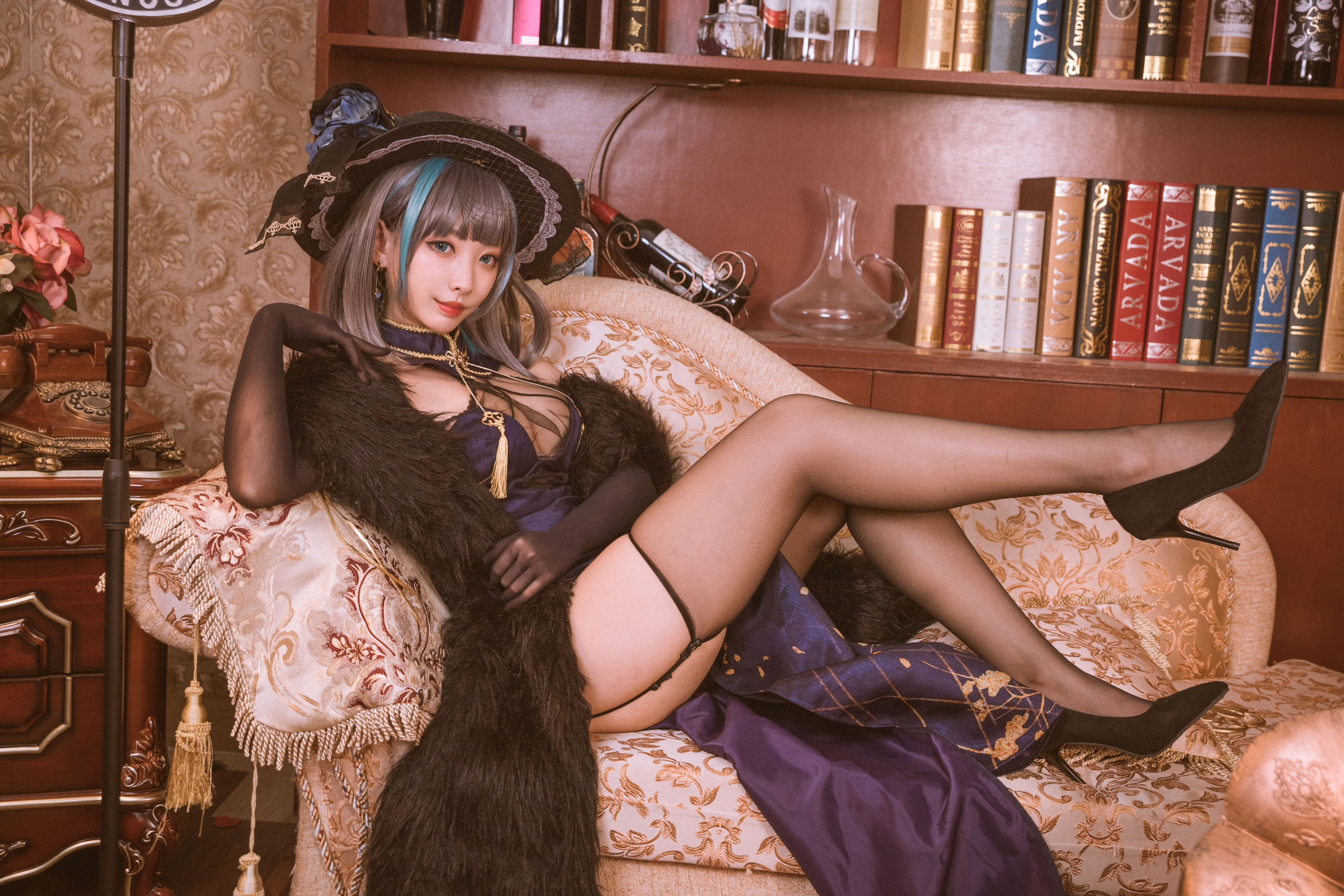 [福利COS] 宫本桜 - 柴郡旗袍 音乐绚烂CaitSith