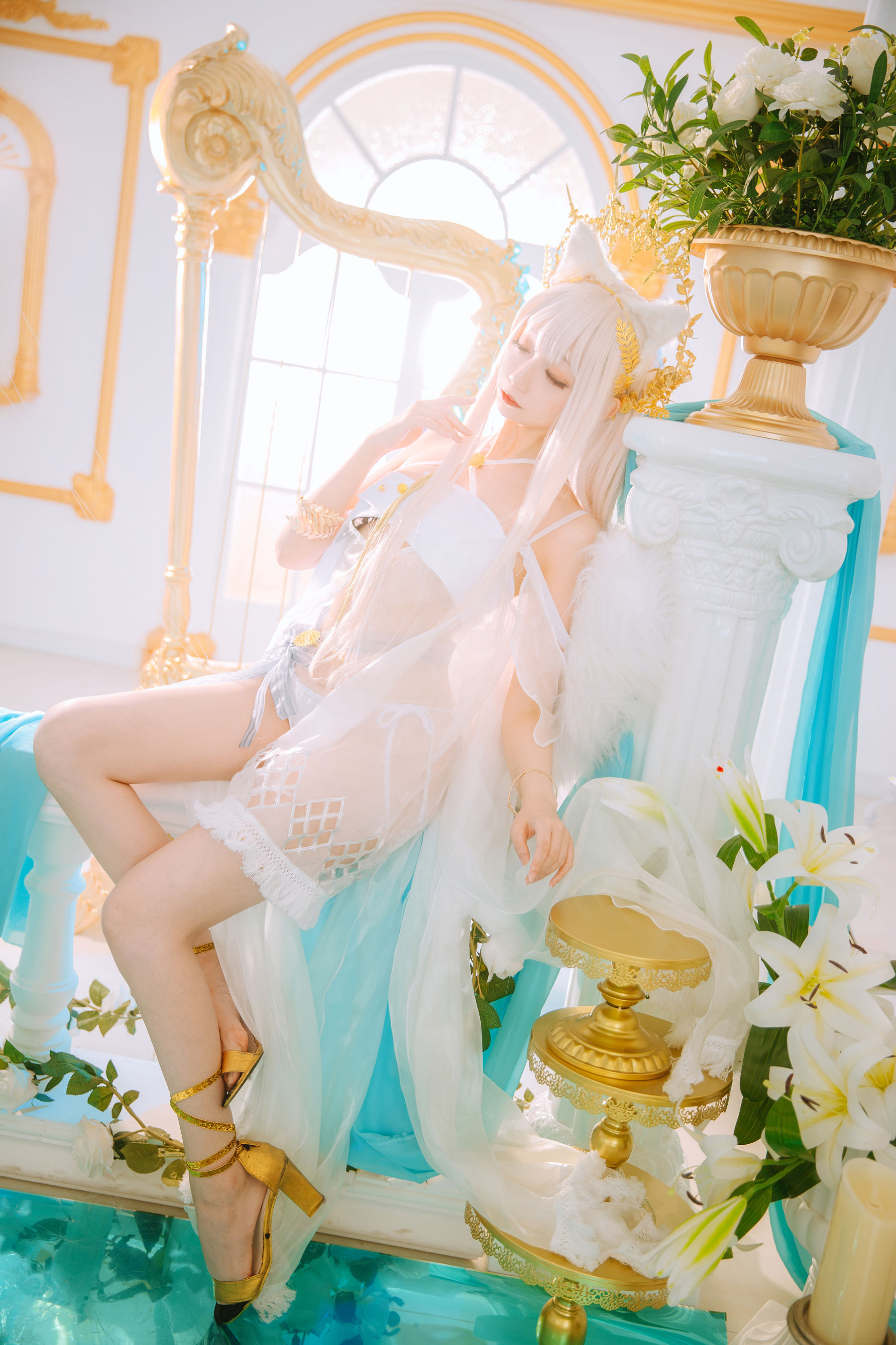 [福利COS] 小野寺地瓜 - 白金泳装
