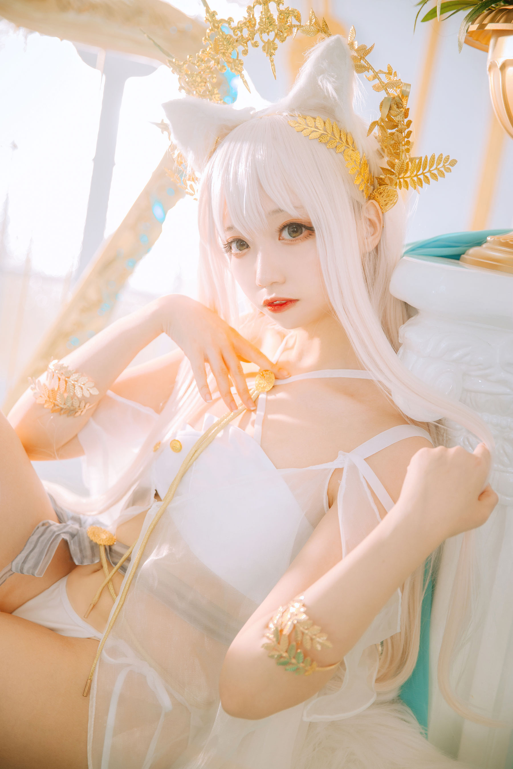[福利COS] 小野寺地瓜 - 白金泳装