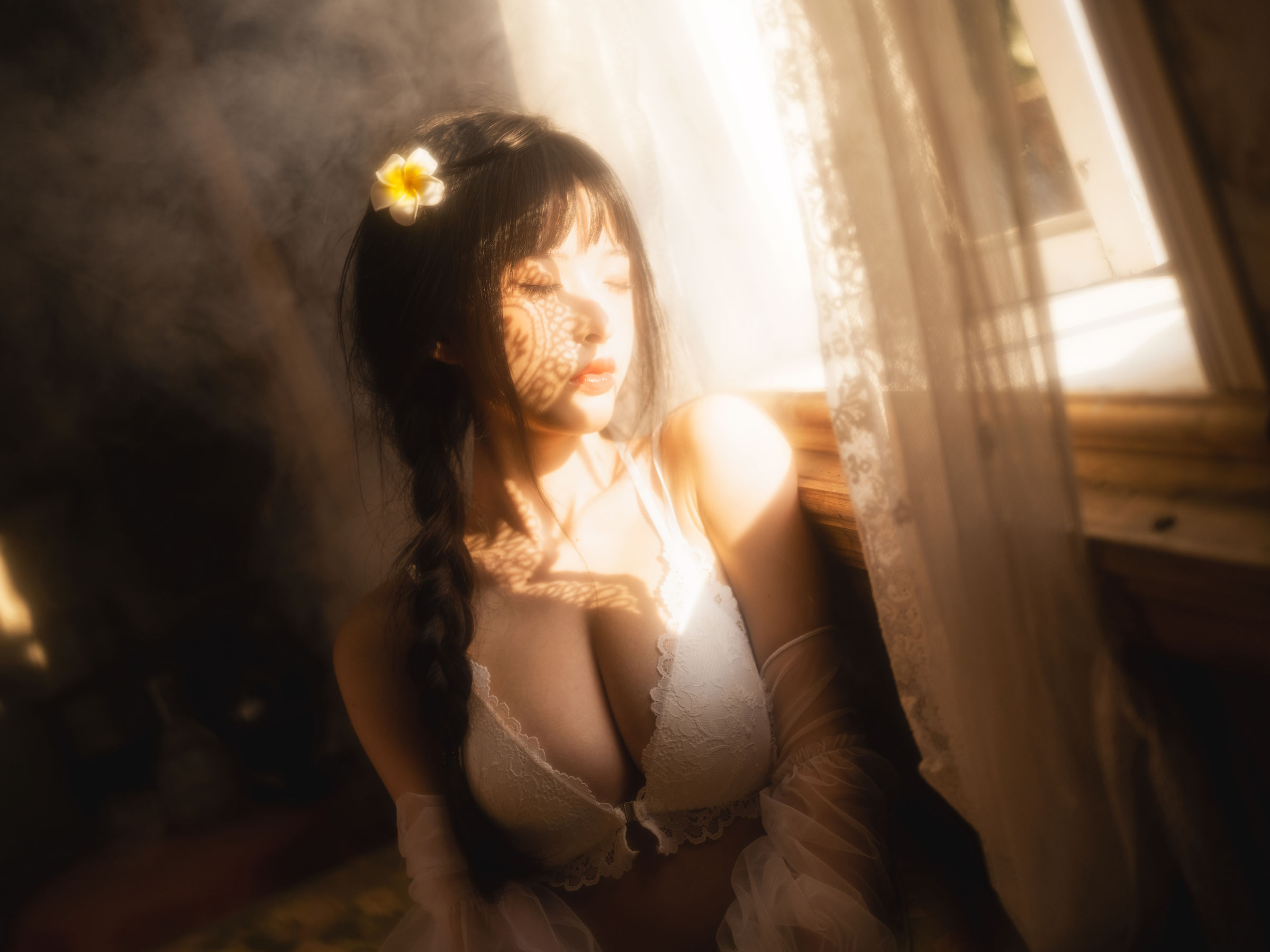 [福利COS] 尤物清水由乃 - 法式内衣