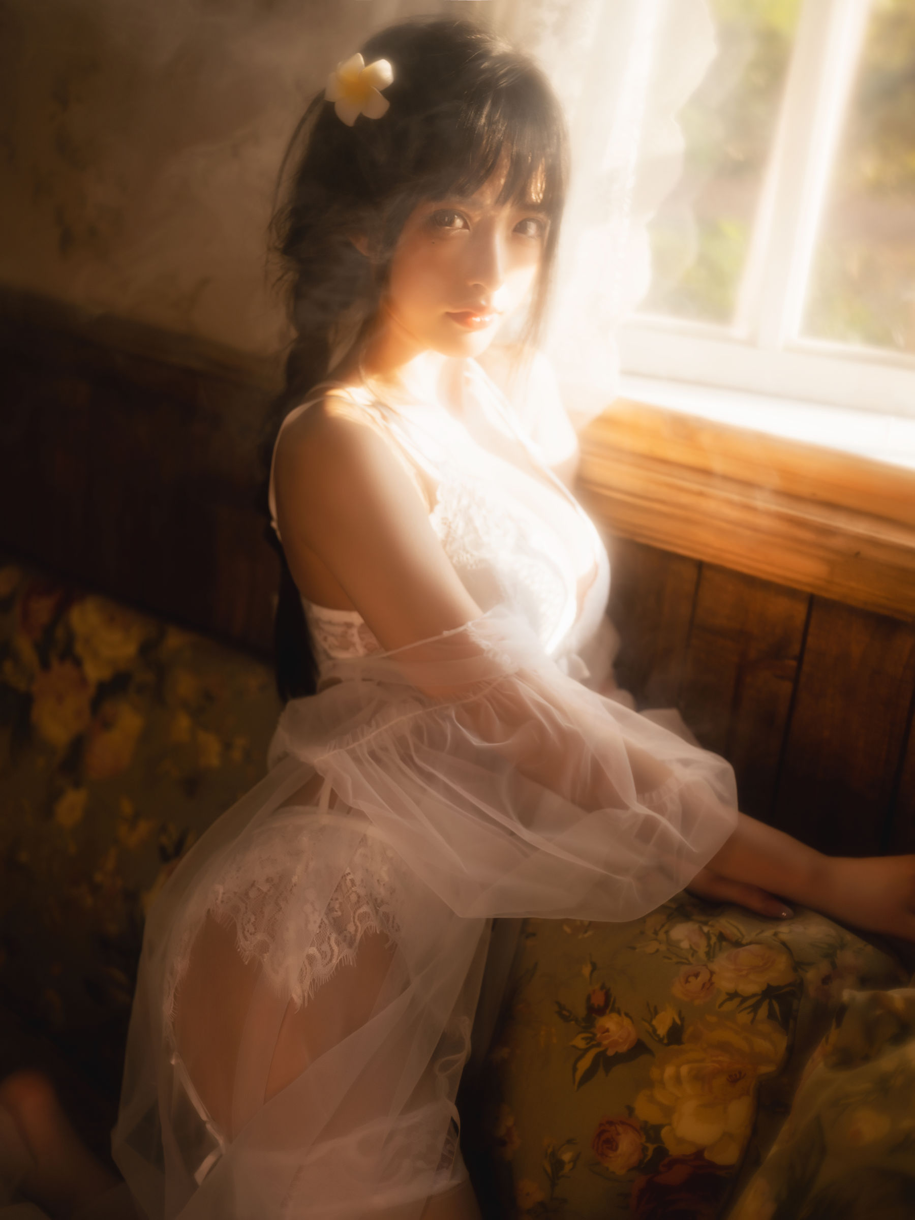 [福利COS] 尤物清水由乃 - 法式内衣