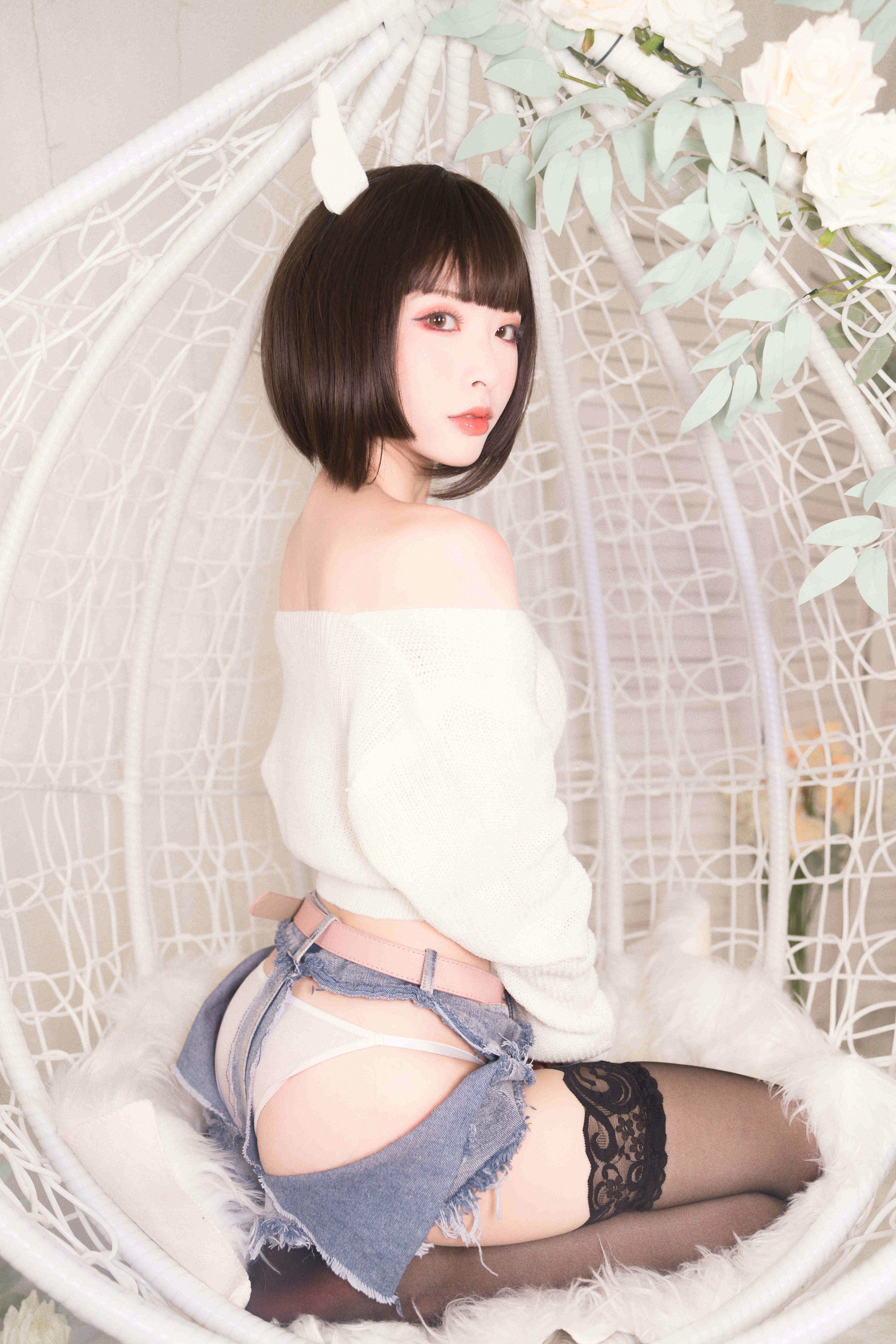 [福利COS] 尤物清水由乃 - 白色毛衣
