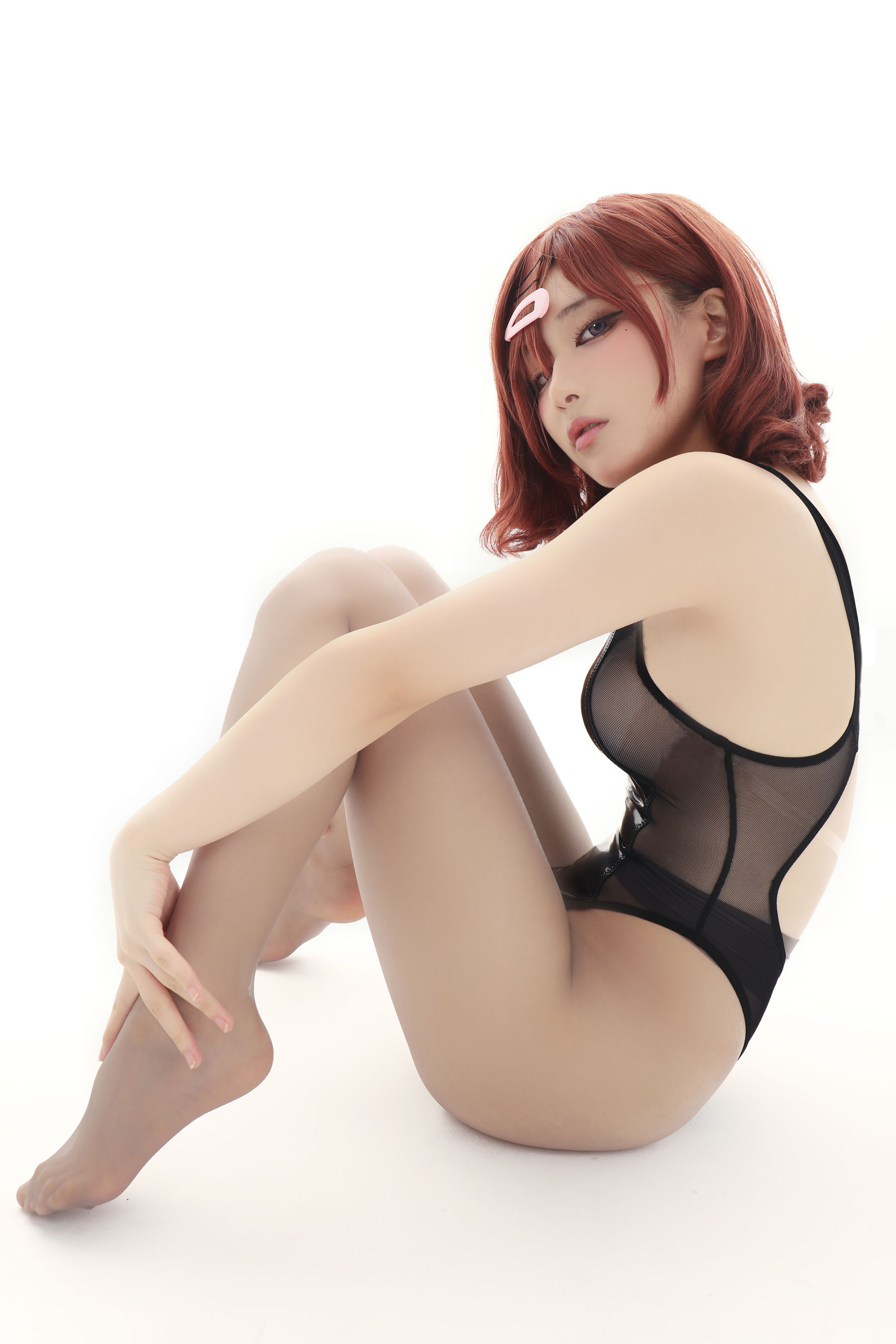 [福利COS] 幼愛youmeko - 樋口円香竞泳无衬衫灰丝