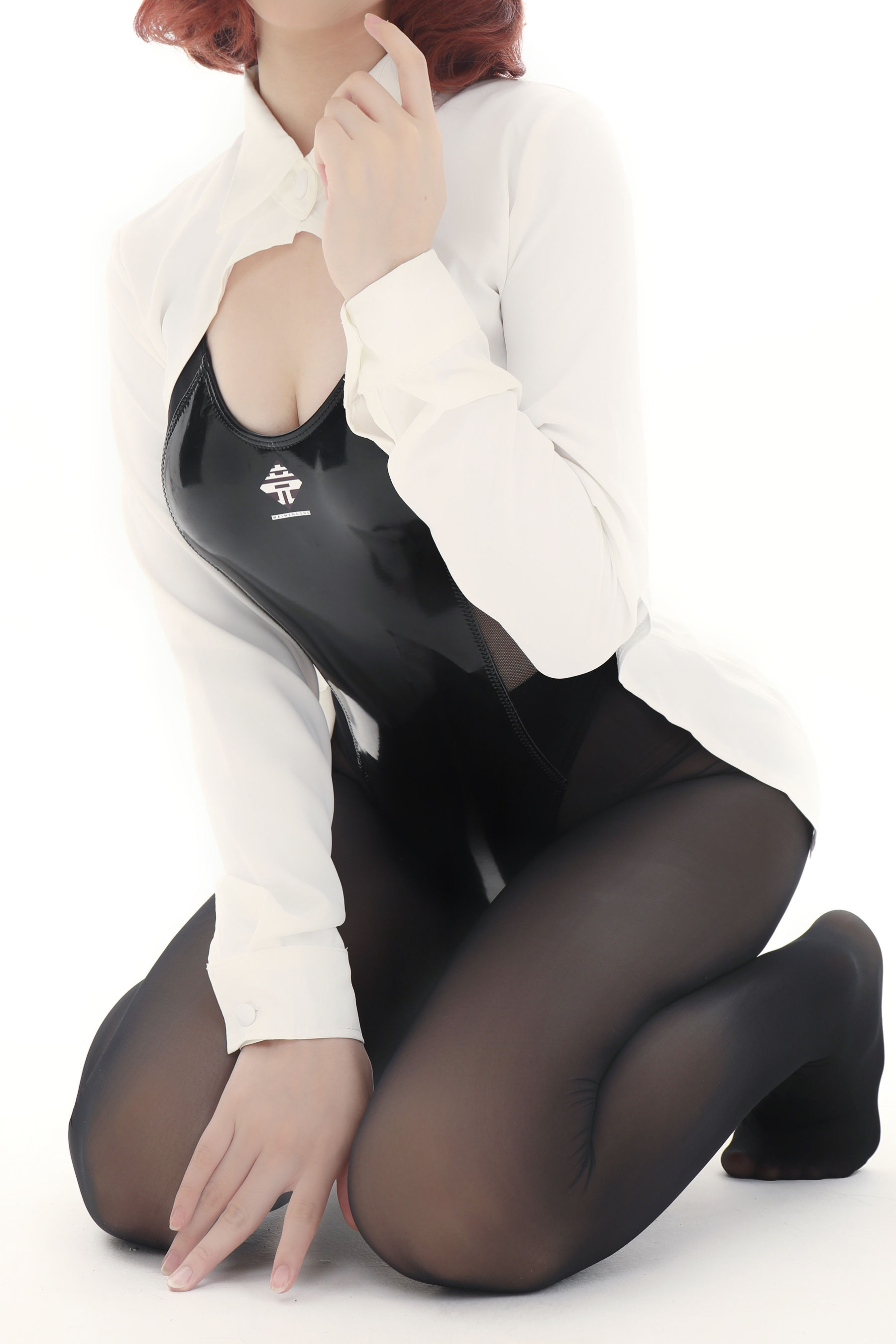 [福利COS] 幼愛youmeko - 樋口円香竞泳灰丝